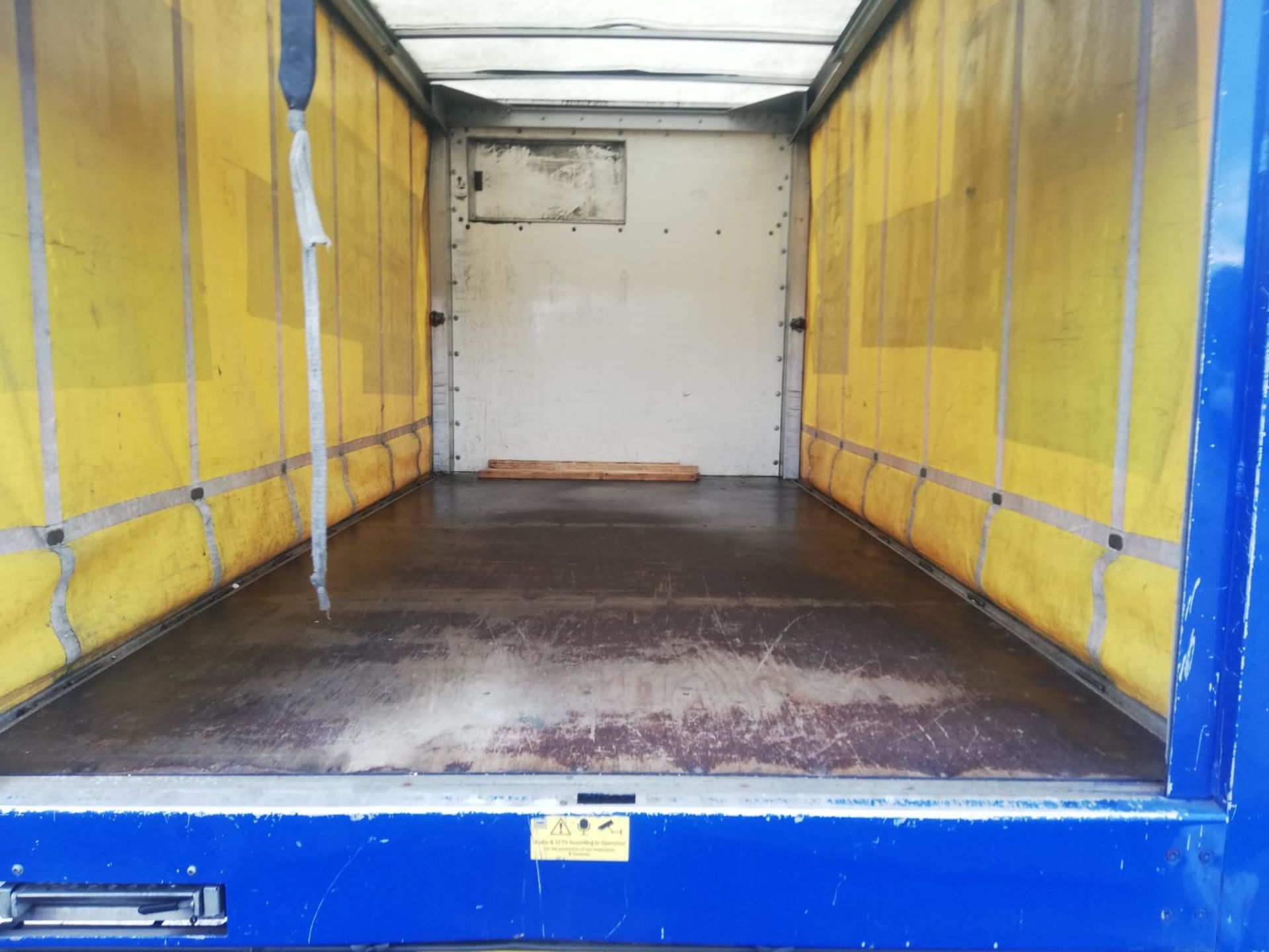 2017 IVECO DAILY 35C14 CURTAINSIDER 115,000 MILES *NO VAT* - Image 9 of 10