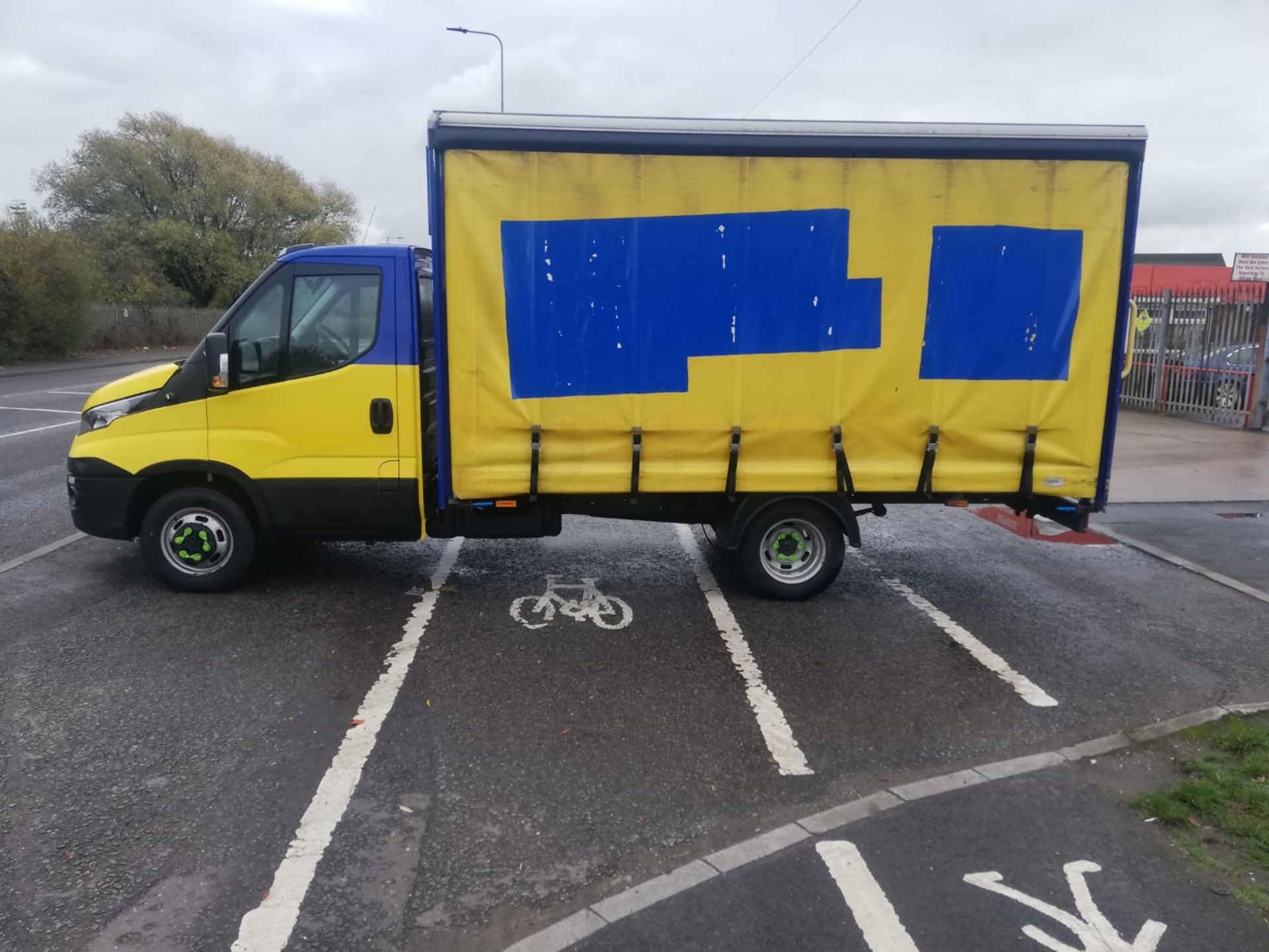 2017 IVECO DAILY 35C14 CURTAINSIDER 115,000 MILES *NO VAT* - Image 4 of 10