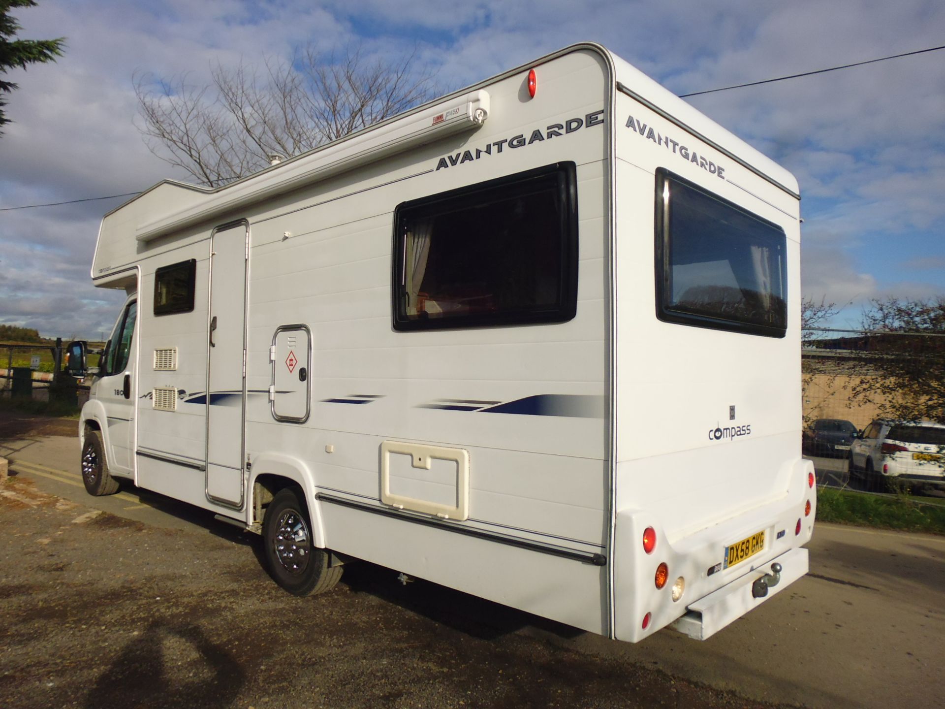 2008/58 PEUGEOT BOXER WHITE COMPASS AVANT-GARDE MOTORHOME 335 MWB *NO VAT* - Image 4 of 18