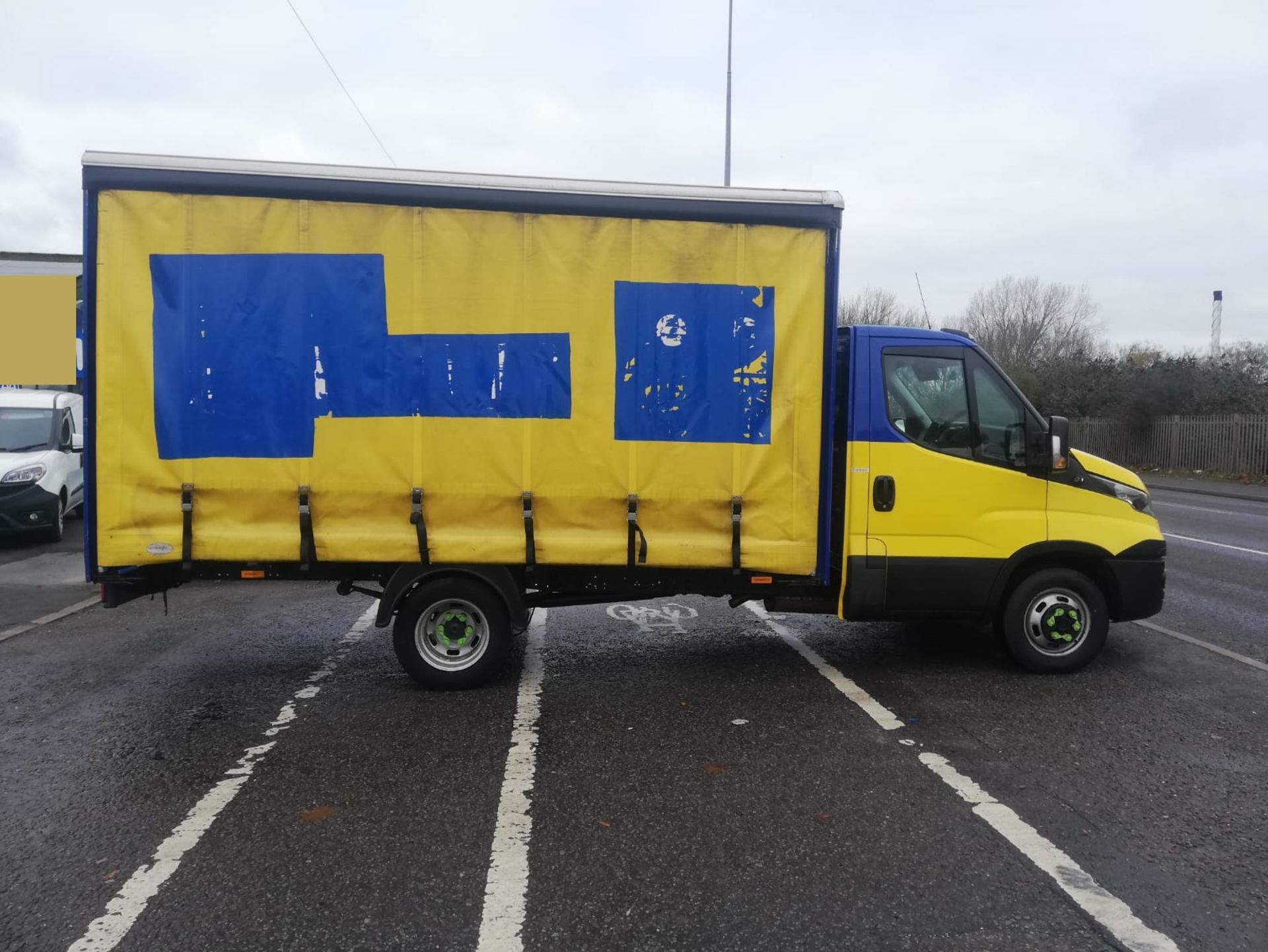 2017 IVECO DAILY 35C14 CURTAINSIDER 115,000 MILES *NO VAT* - Image 8 of 10