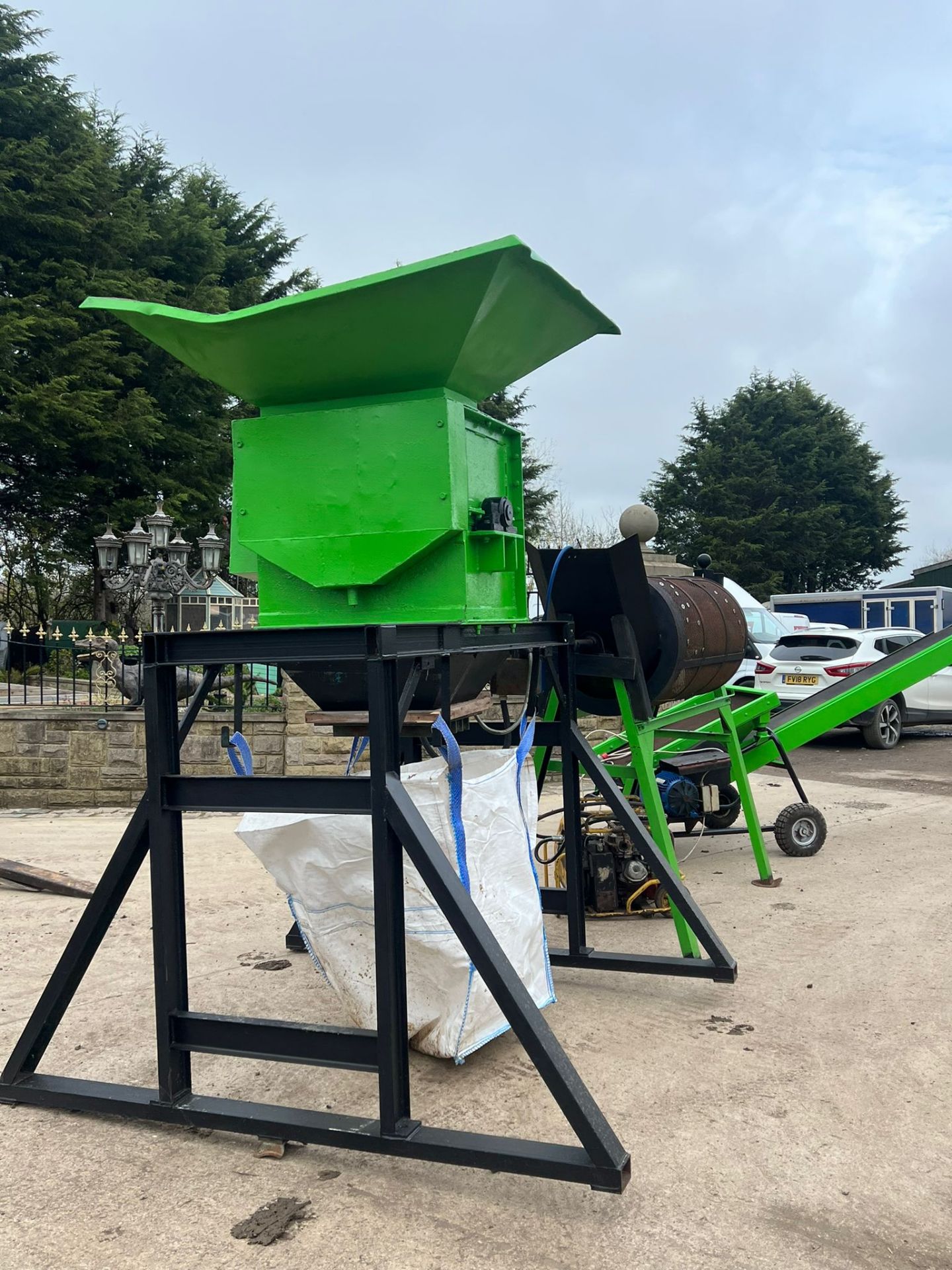 STONE CRUSHER TROMEL AND SCREENER WITH POWER PACK! COMPLETE SET UP *PLUS VAT* - Image 6 of 11