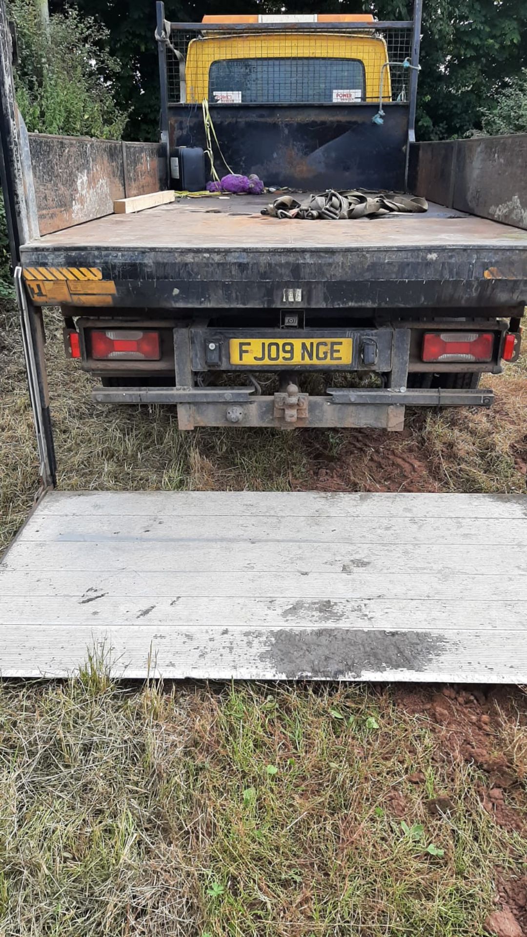 2009 IVECO DAILY 65C18 YELLOW 3 WAY TIPPER WITH TAIL LIFT *NO VAT* - Image 18 of 21