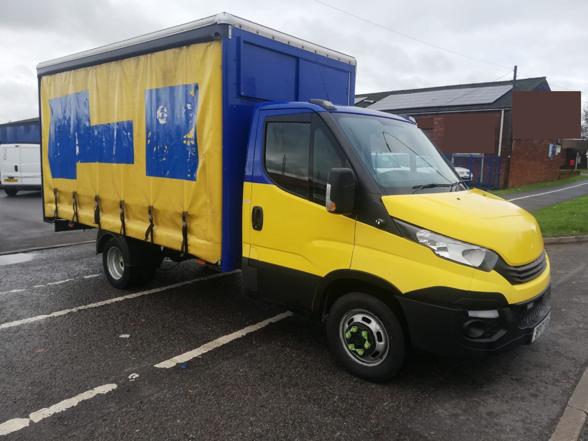 2017 IVECO DAILY 35C14 CURTAINSIDER 115,000 MILES *NO VAT* - Image 3 of 10