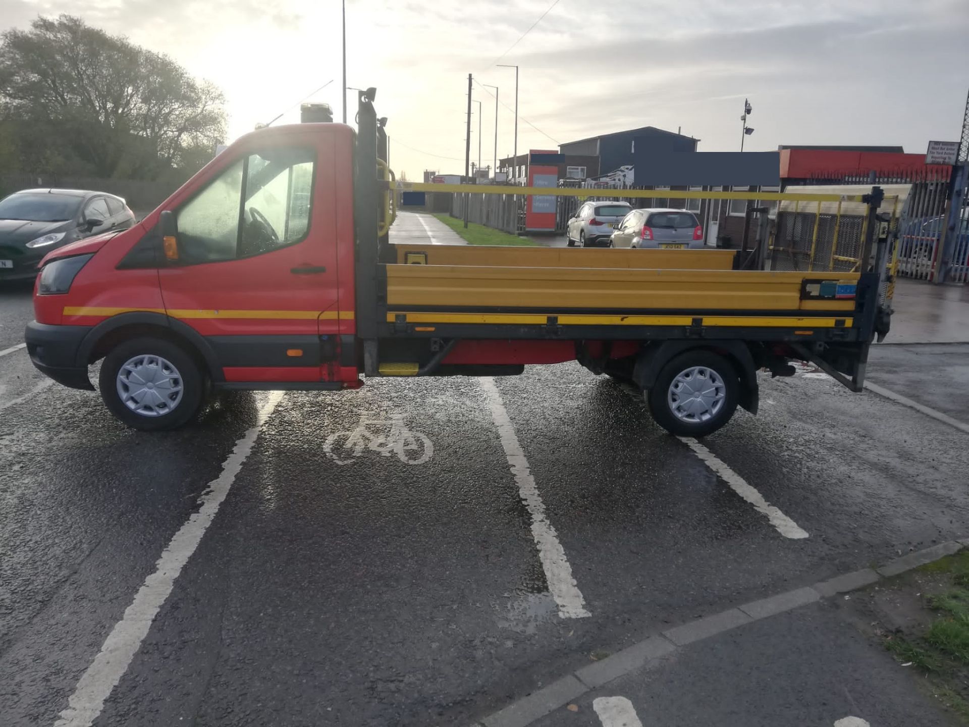 2018 FORD TRANSIT 350 RED TAIL LIFT DROPSIDE 103,000 MILES *PLUS VAT* - Image 6 of 9
