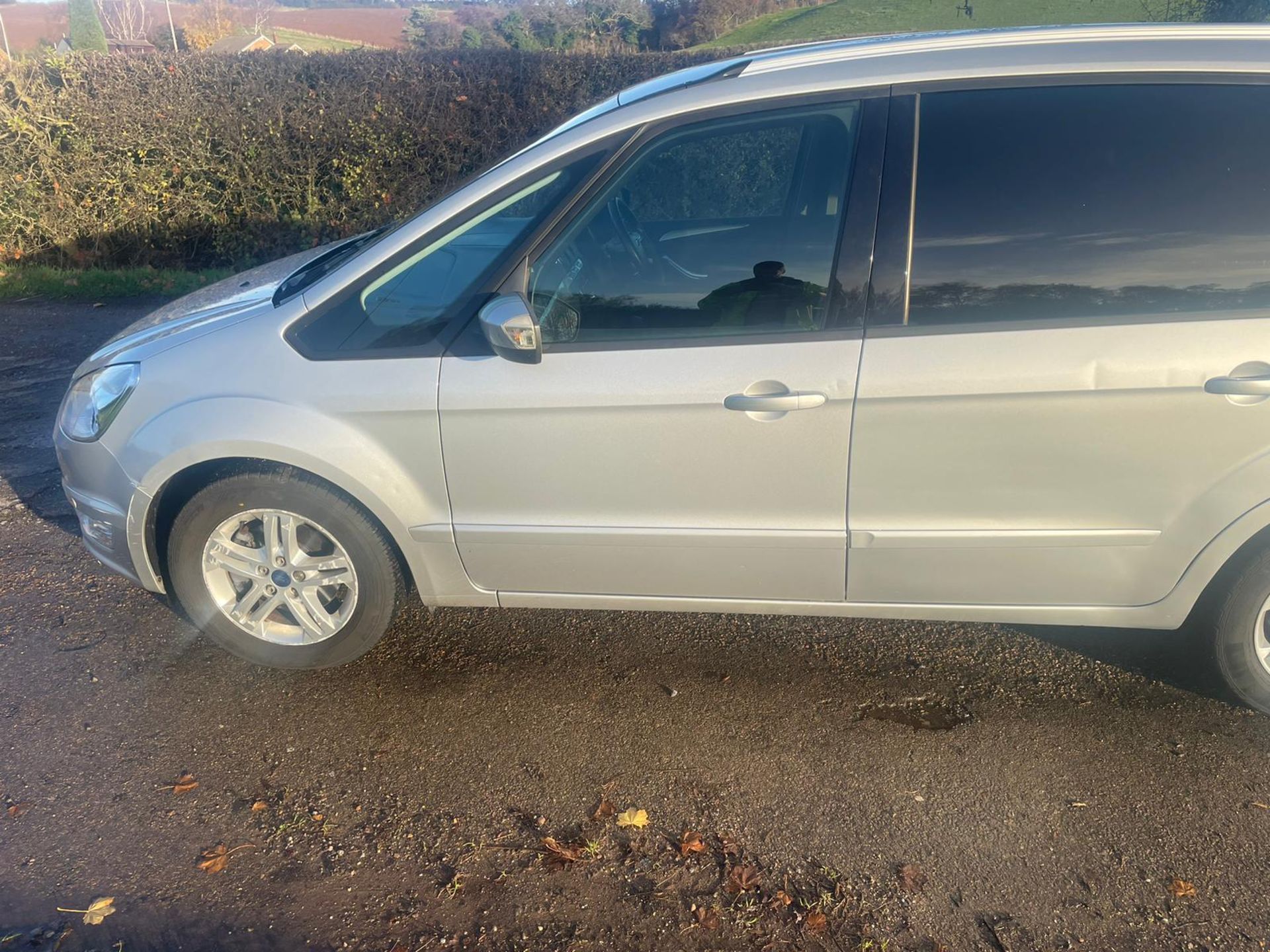 2014/14 REG FORD GALAXY ZETEC TDCI 2.0 DIESEL AUTOMATIC SILVER, SHOWING 0 FORMER KEEPERS *NO VAT* - Image 4 of 21