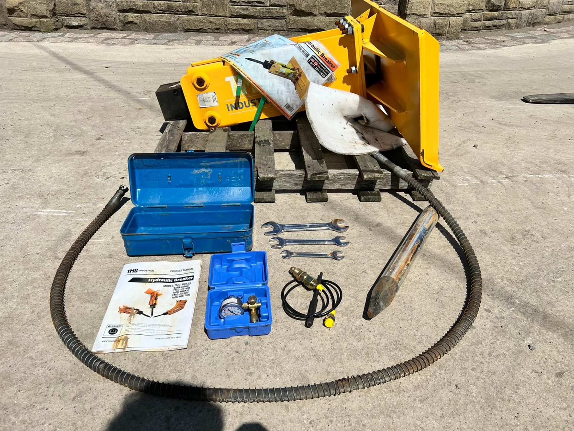 NEW AND UNUSED TMG Hydrualic Rock Breaker *PLUS VAT* - Image 12 of 13