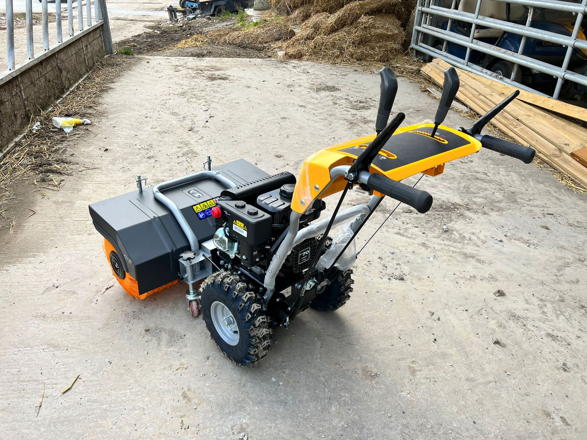 New And Unused Stiga SWS800G Self Propelled Walk Behind Sweeper- Stiga 212cc Petrol Engine*PLUS VAT* - Image 4 of 17