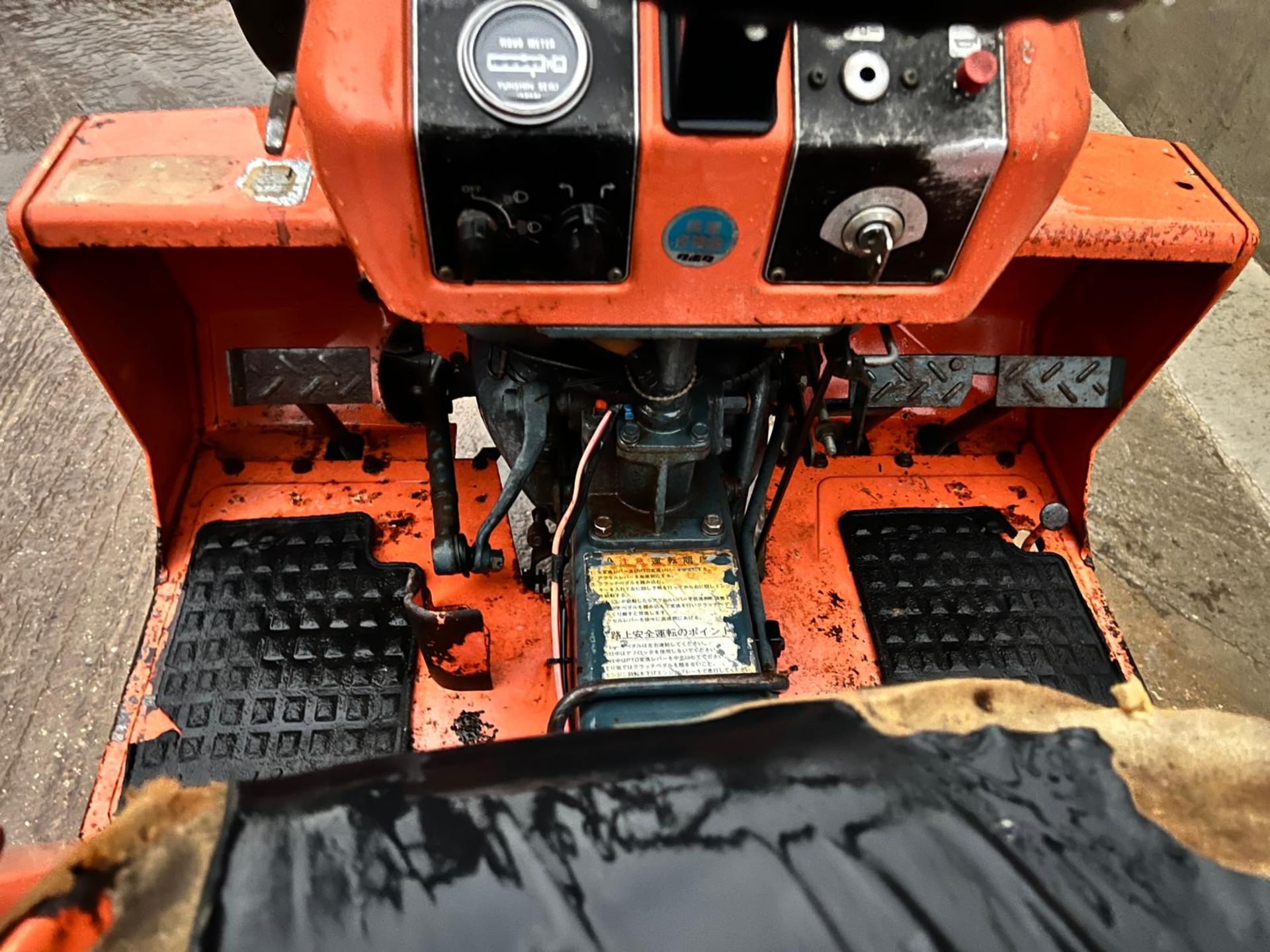 Kubota B1502-M 4WD Compact Tractor - All Gears Work *NO VAT* - Image 11 of 17