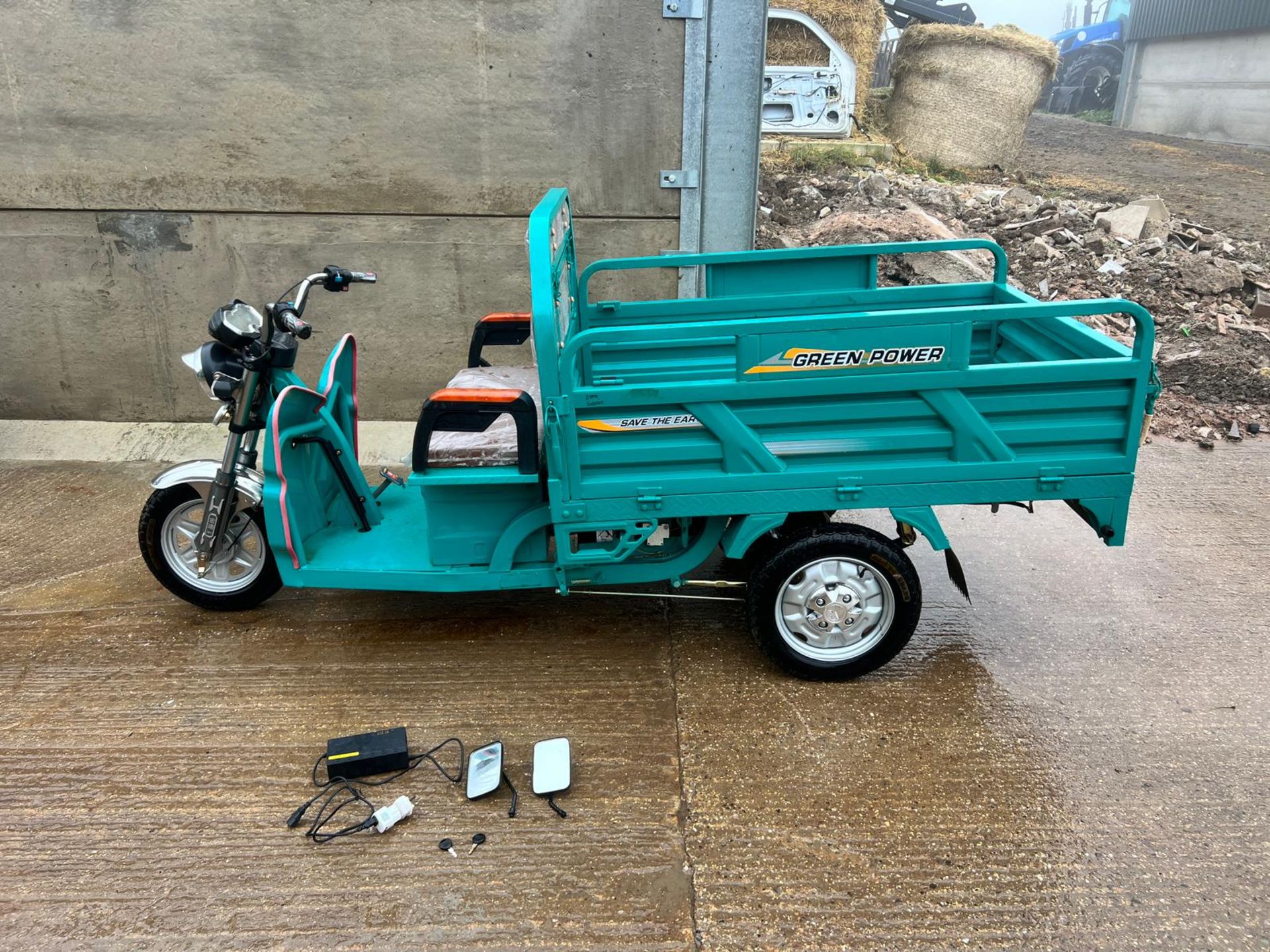 New And Unused Champs Electric Tricycle/Tuk Tuk - In Working Order *PLUS VAT* - Image 6 of 23