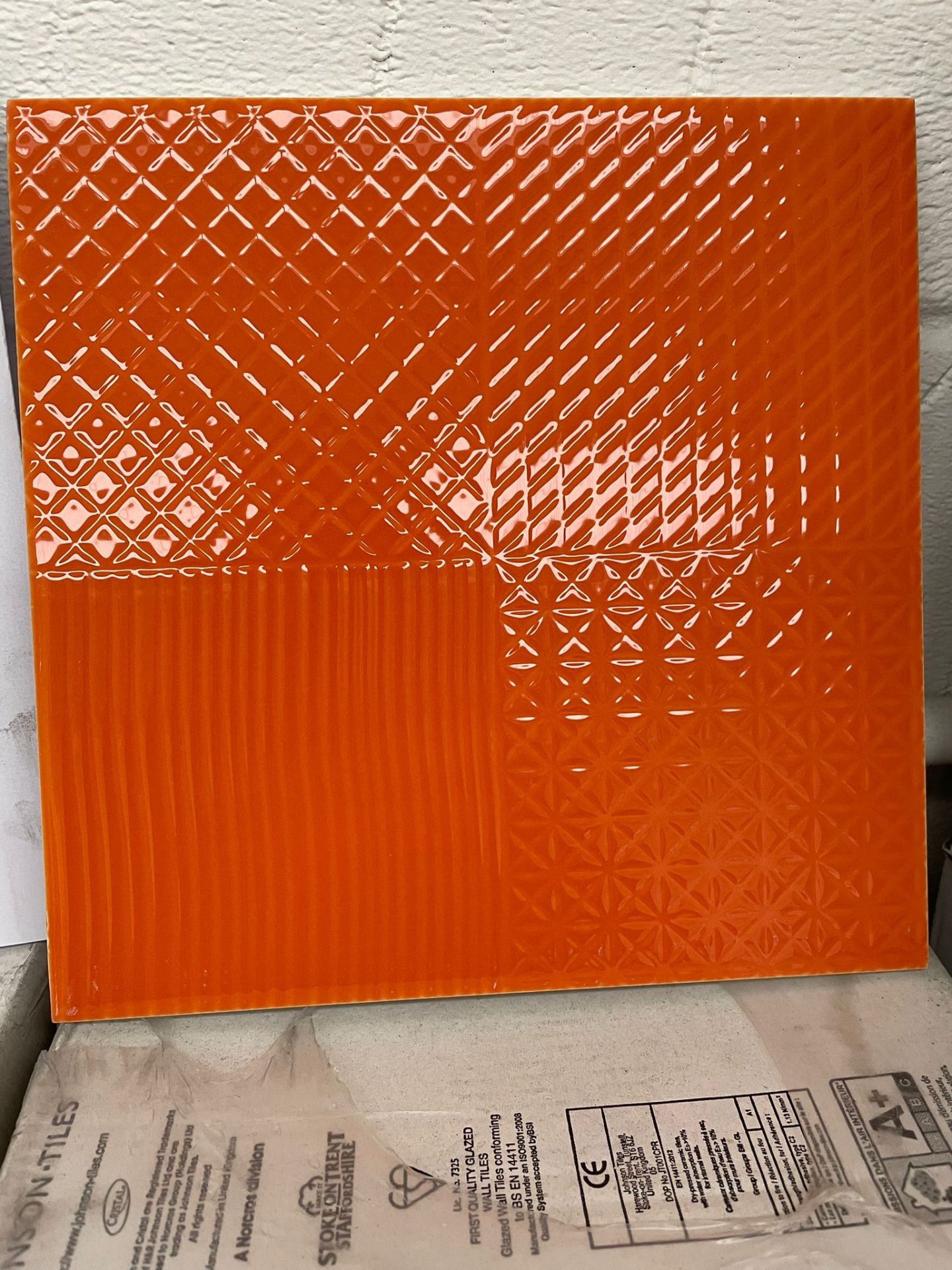 22 SQM PATTERN ORANGE - NO RESERVE *PLUS VAT* - Image 3 of 3