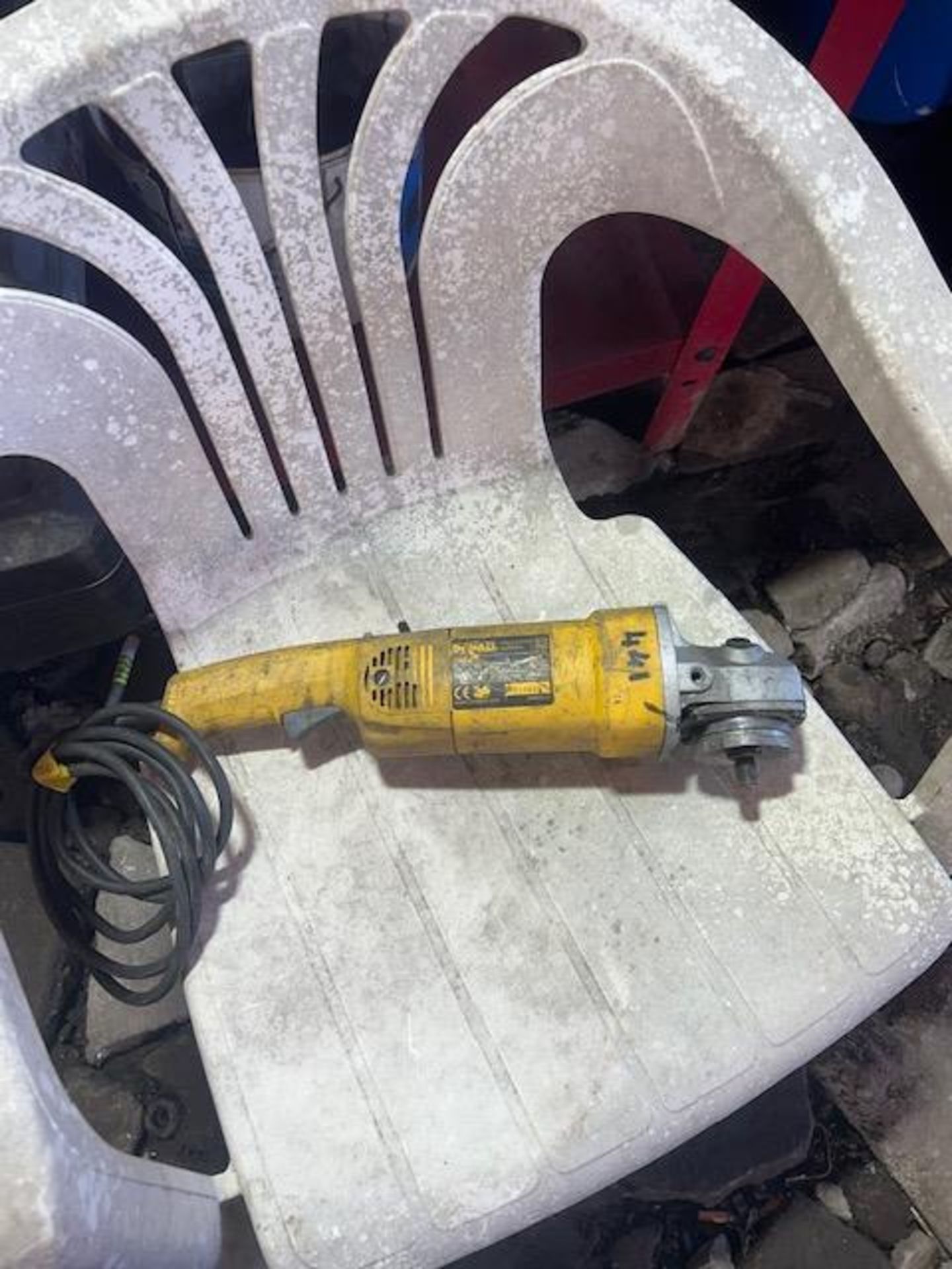 DEWALT DW840 GRINDER *PLUS VAT* - Image 3 of 4