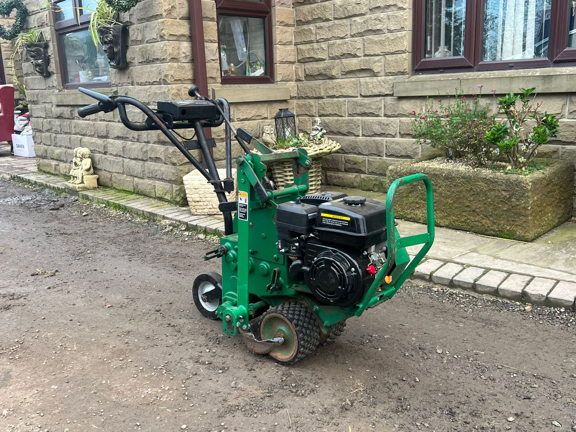 RYAN/JACONSON PRO TURF CUTTER *PLUS VAT* - Image 2 of 7