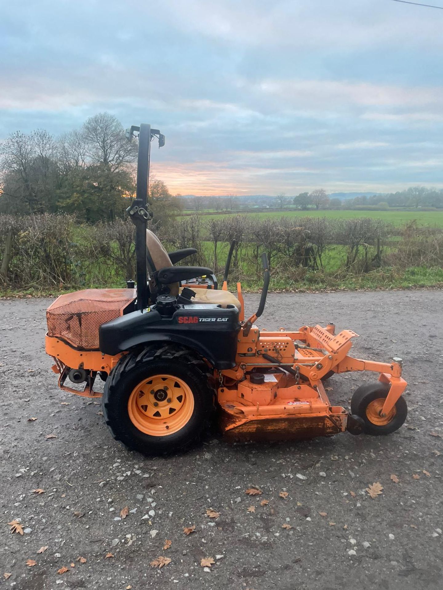 SCAG TIGERCAT ZERO TURN RIDE ON LAWN MOWER *PLUS VAT* - Image 7 of 8