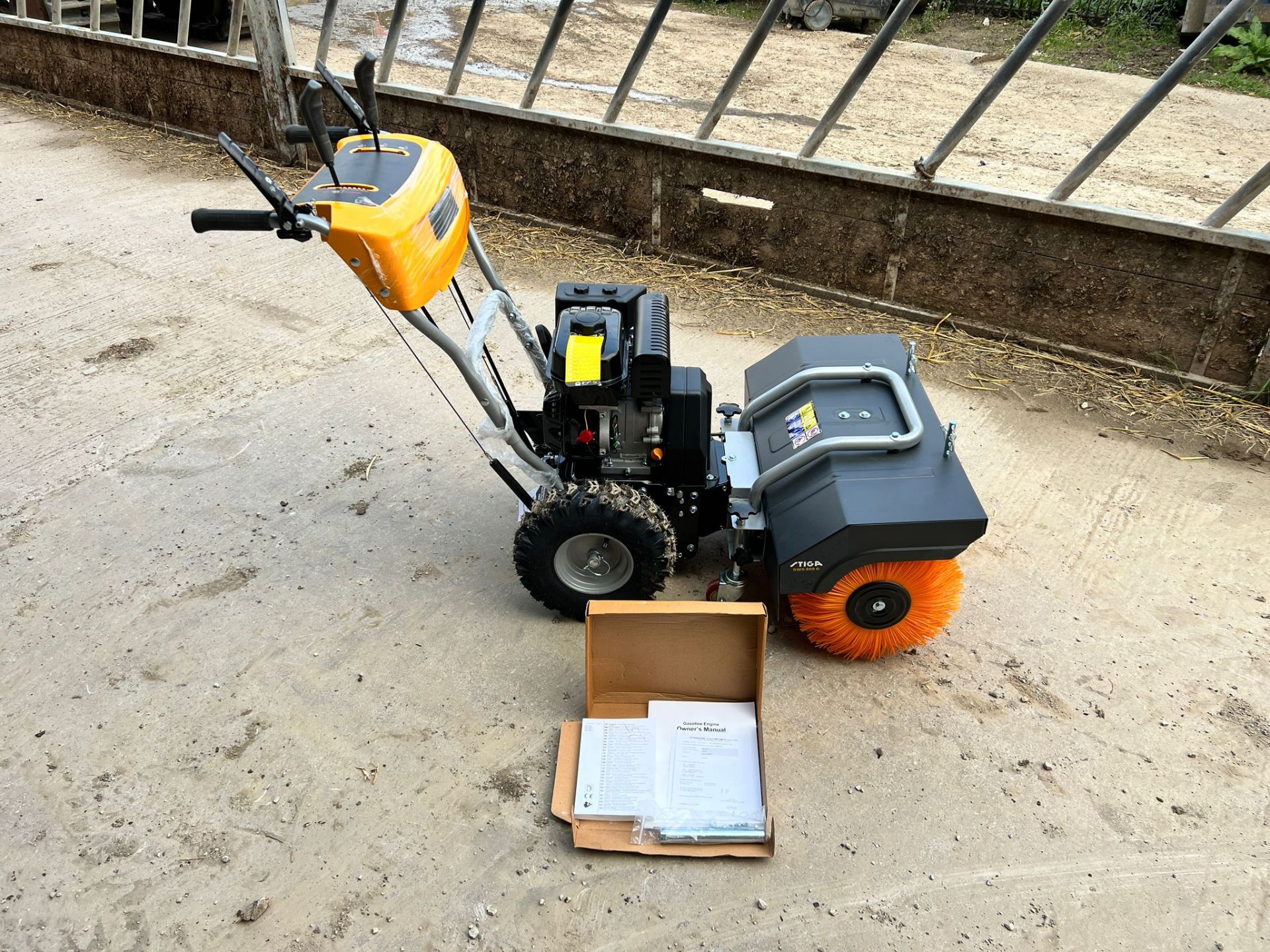 New And Unused Stiga SWS800G Self Propelled Walk Behind Sweeper- Stiga 212cc Petrol Engine*PLUS VAT* - Image 6 of 17