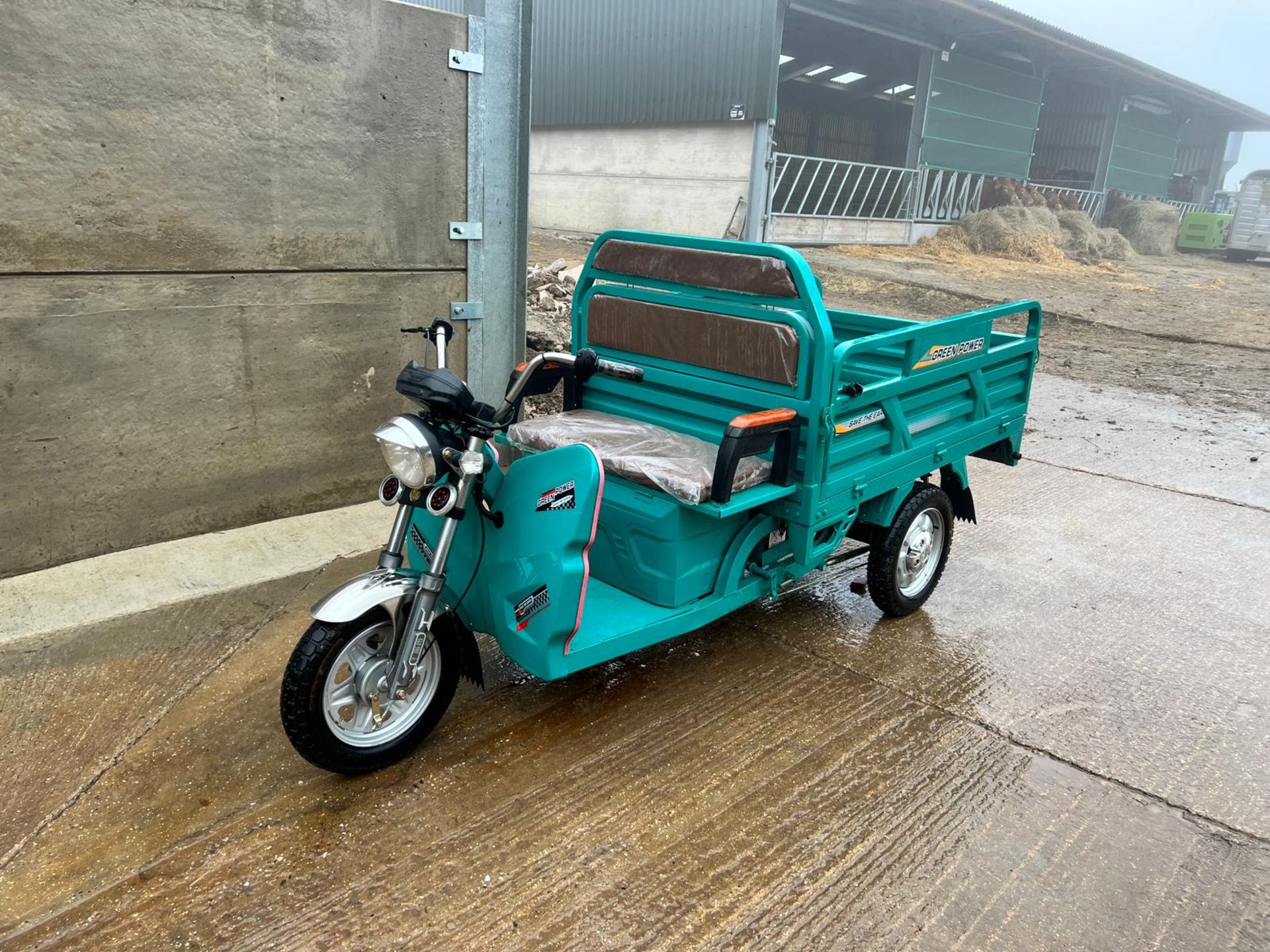 New And Unused Champs Electric Tricycle/Tuk Tuk - In Working Order *PLUS VAT* - Image 9 of 23