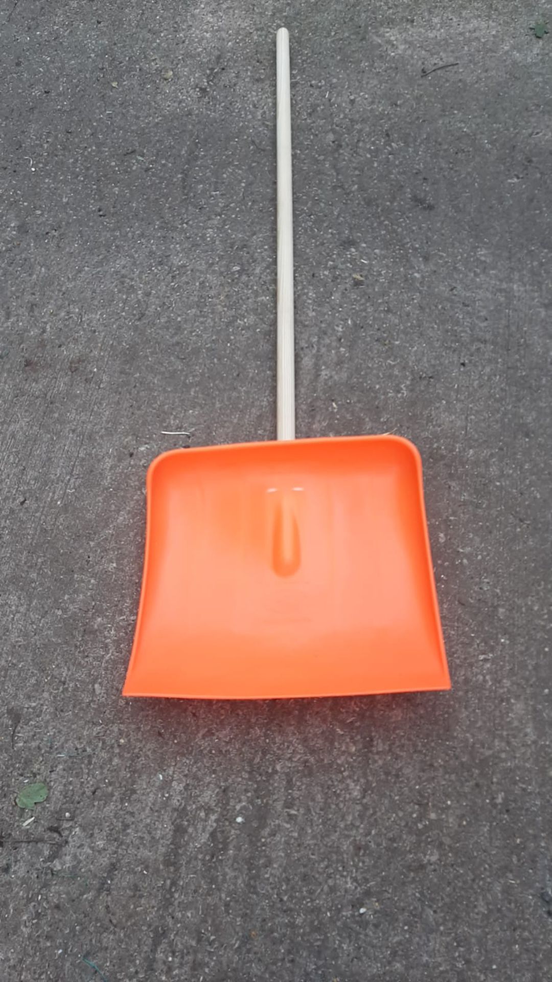 10X NEW SNOW SCOOPS *NO VAT*