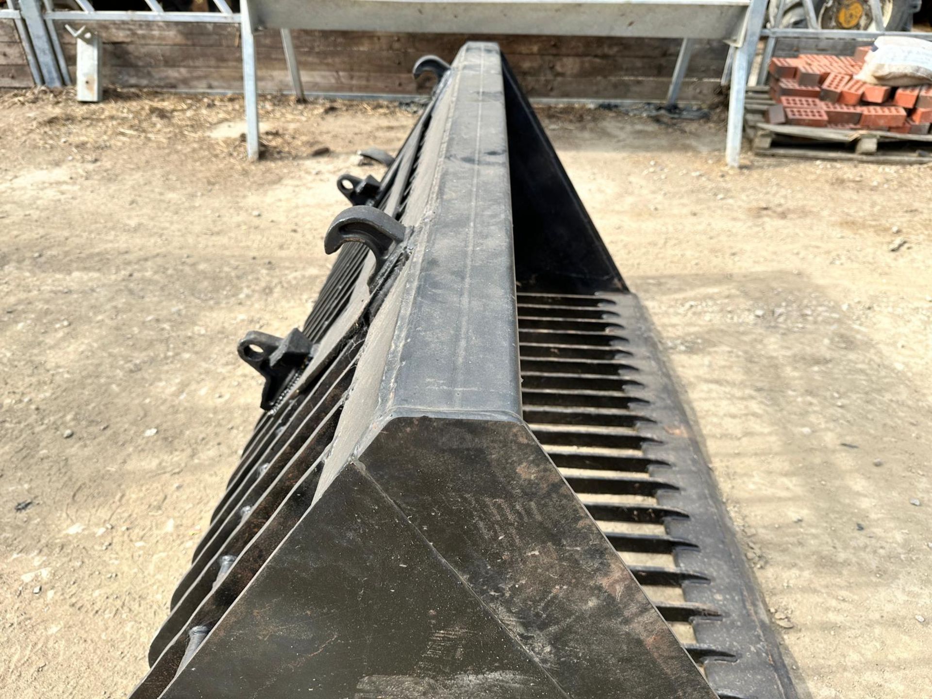 New And Unused 70” Riddle Bucket, Euro 8 Bracket, Suitable For Tractor *PLUS VAT* - Image 10 of 11