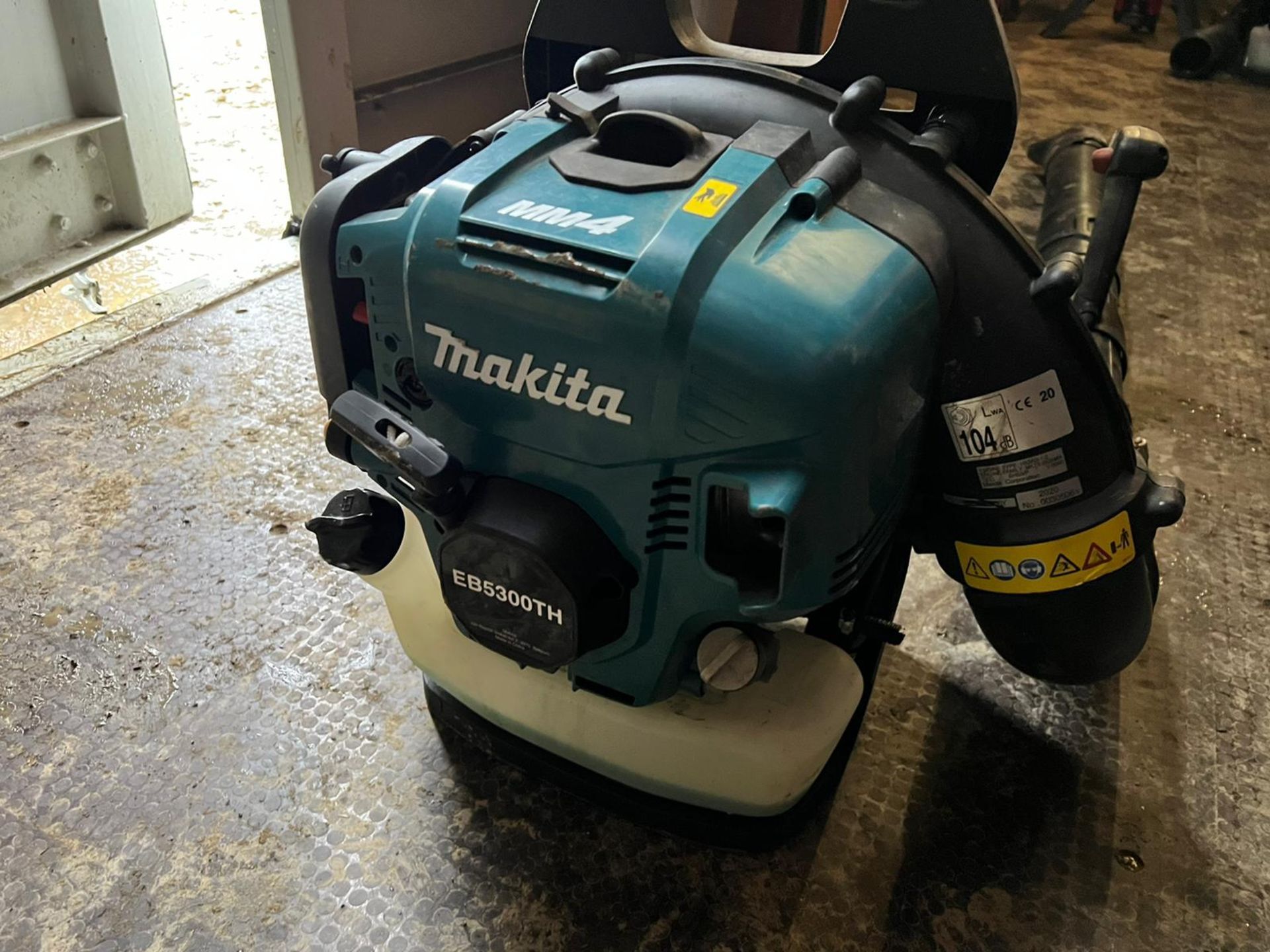 2020 MAKITA MM4 EB5300TH BACKPACK BLOWER, 2 STROKE FUEL *PLUS VAT* - Image 8 of 10