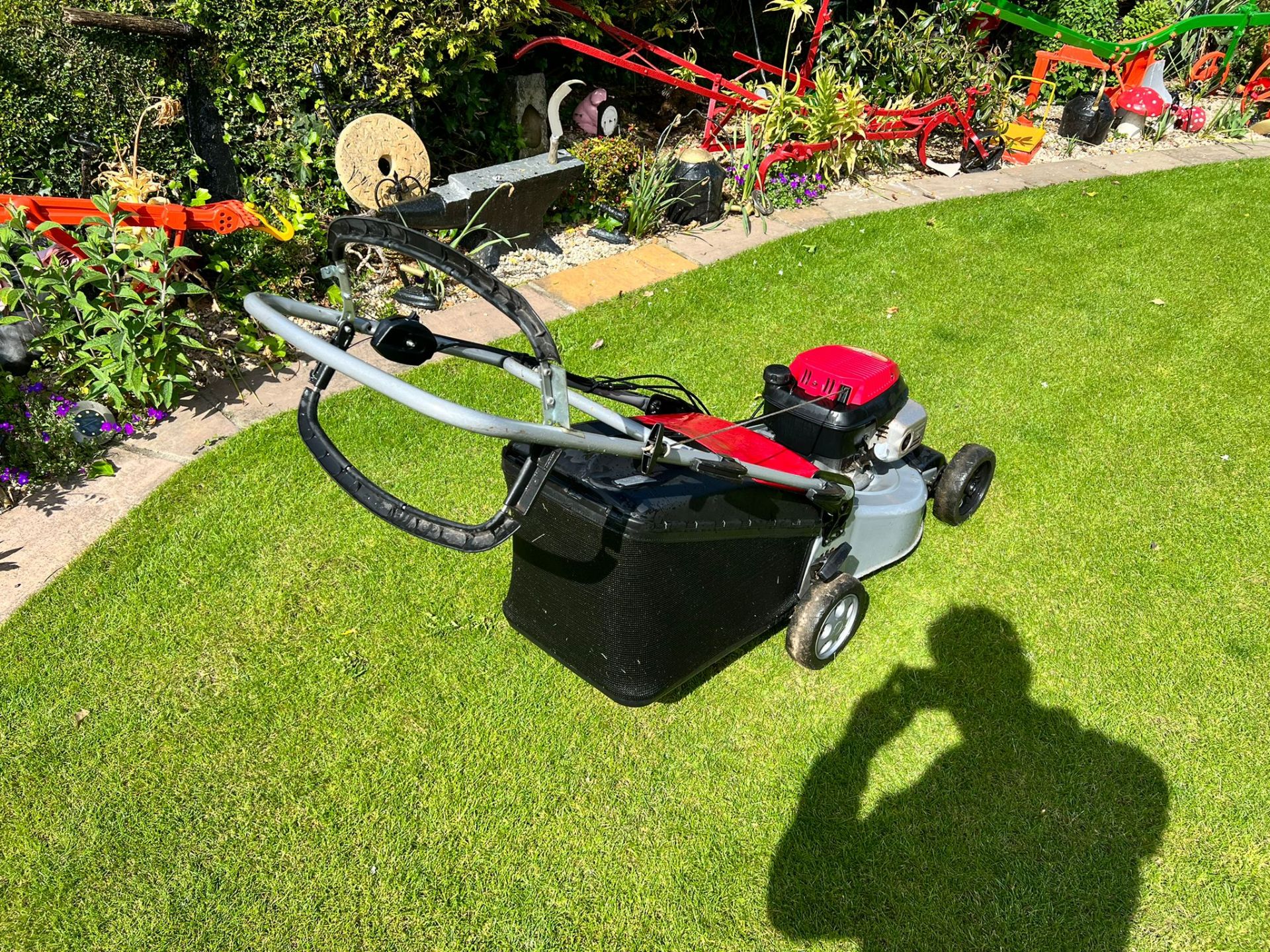 MOUNTFIELD SP465 SELF PROPELLED LAWN MOWER, 46CM CUTTING DECK *PLUS VAT* - Image 3 of 14