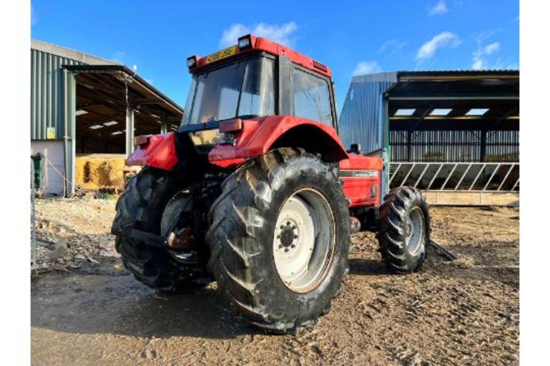 CASE INTERNATIONAL 1225XL 125hp 4WD TRACTOR, RUNS AND DRIVES, REAR HYDRAULIC *PLUS VAT* - Image 6 of 18