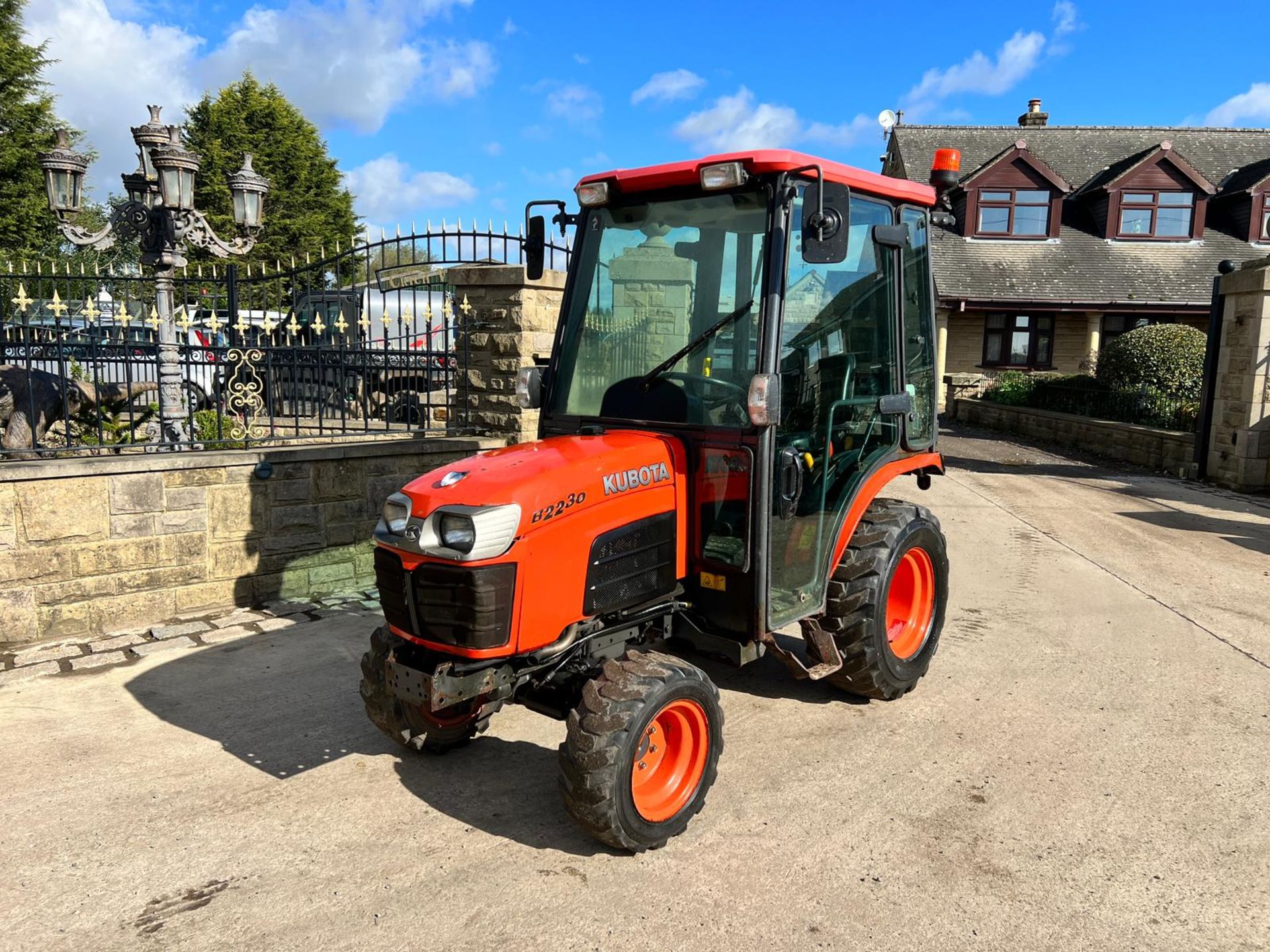 2012 Kubota B2230HST 22HP 4WD Compact Tractor - Showing A Low 1149 Hours! *PLUS VAT* - Image 2 of 17