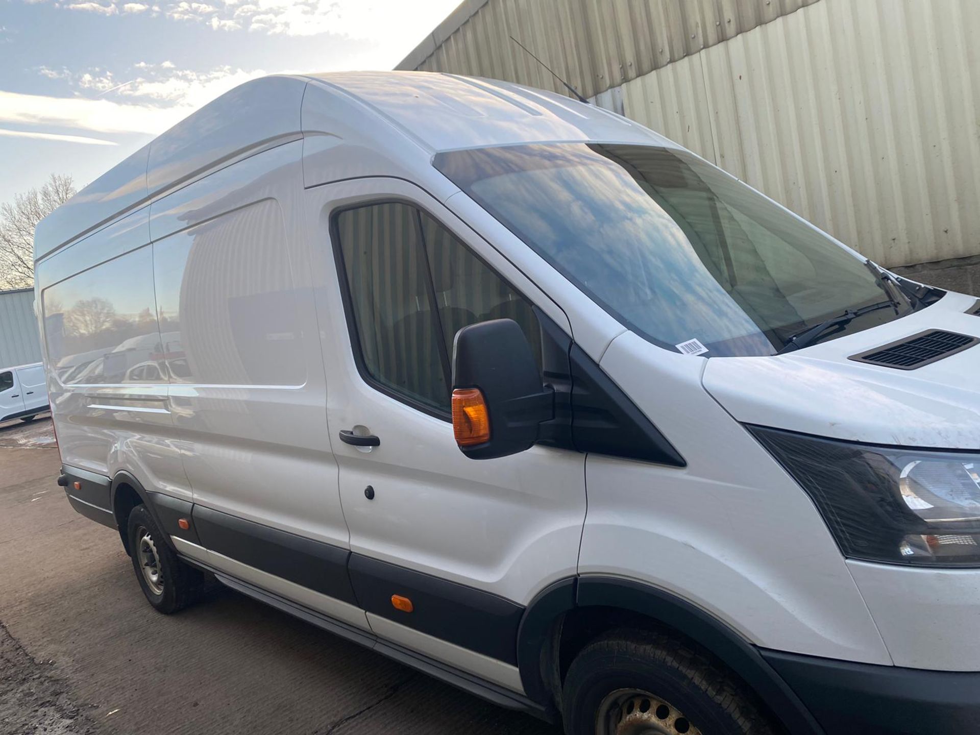 2018/18 REG FORD TRANSIT 350 JUMBO L4H3 BIGGEST AVAILABLE, SHOWING 0 FORMER KEEPERS *PLUS VAT*