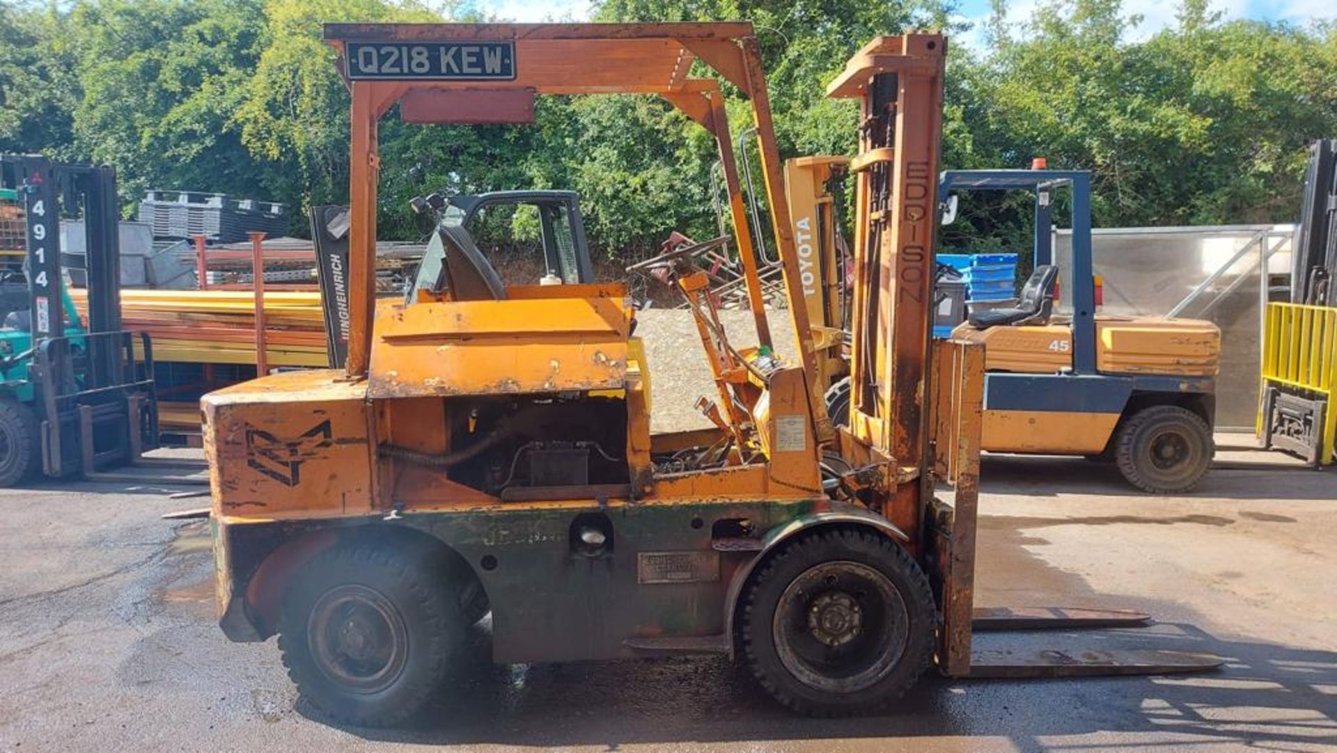 4 TON YALE FORKTRUCK, DIESEL, STARTS FIRST TURN OF THE KEY, NEW BRAKES *PLUS VAT* - Image 3 of 7