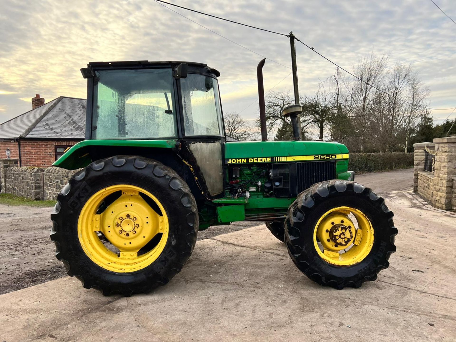 JOHN DEERE 2650 78hp 4WD TRACTOR, RUNS AND DRIVES, ROAD REGISTERED *PLUS VAT* - Image 8 of 15