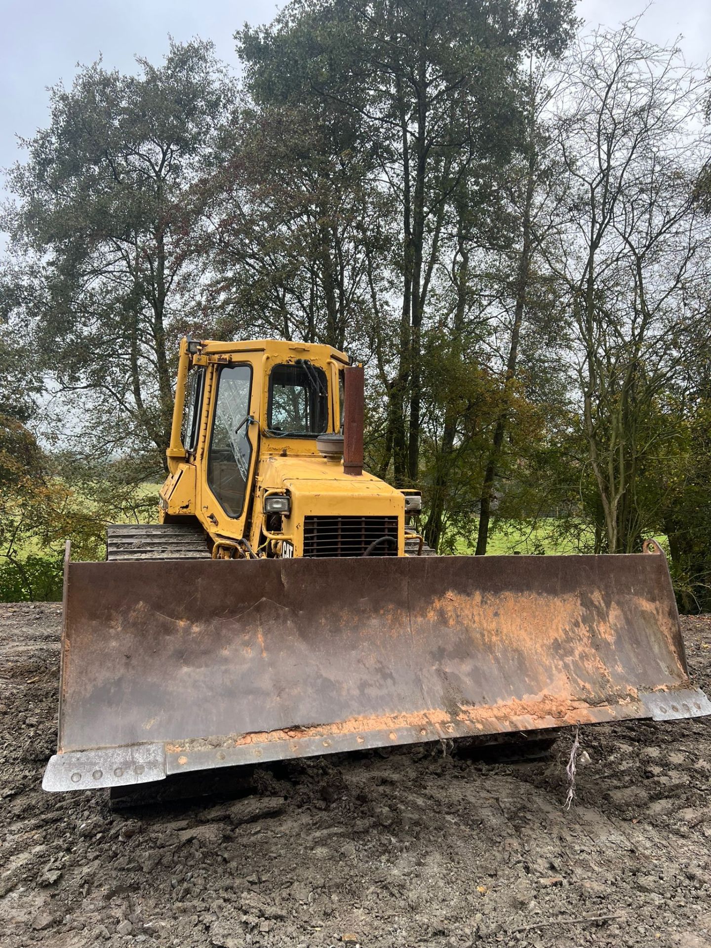 CATERPILLAR D4H LGP TRACKED DOZER - 6 WAY PAT BLADE - 3 SPEED TRAVEL *PLUS VAT* - Image 2 of 7