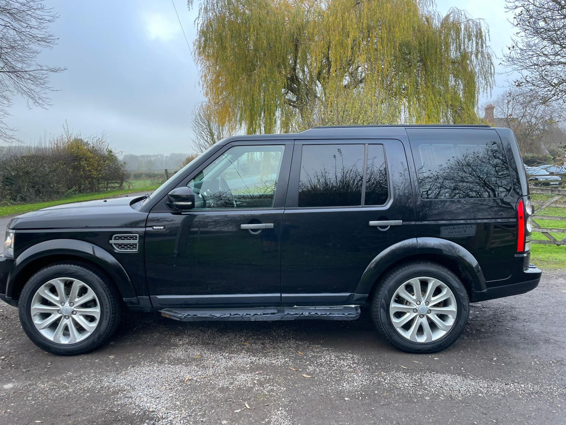 2014 LAND ROVER DISCOVERY XS SDV6 AUTO BLACK SUV ESTATE *NO VAT* - Image 6 of 19