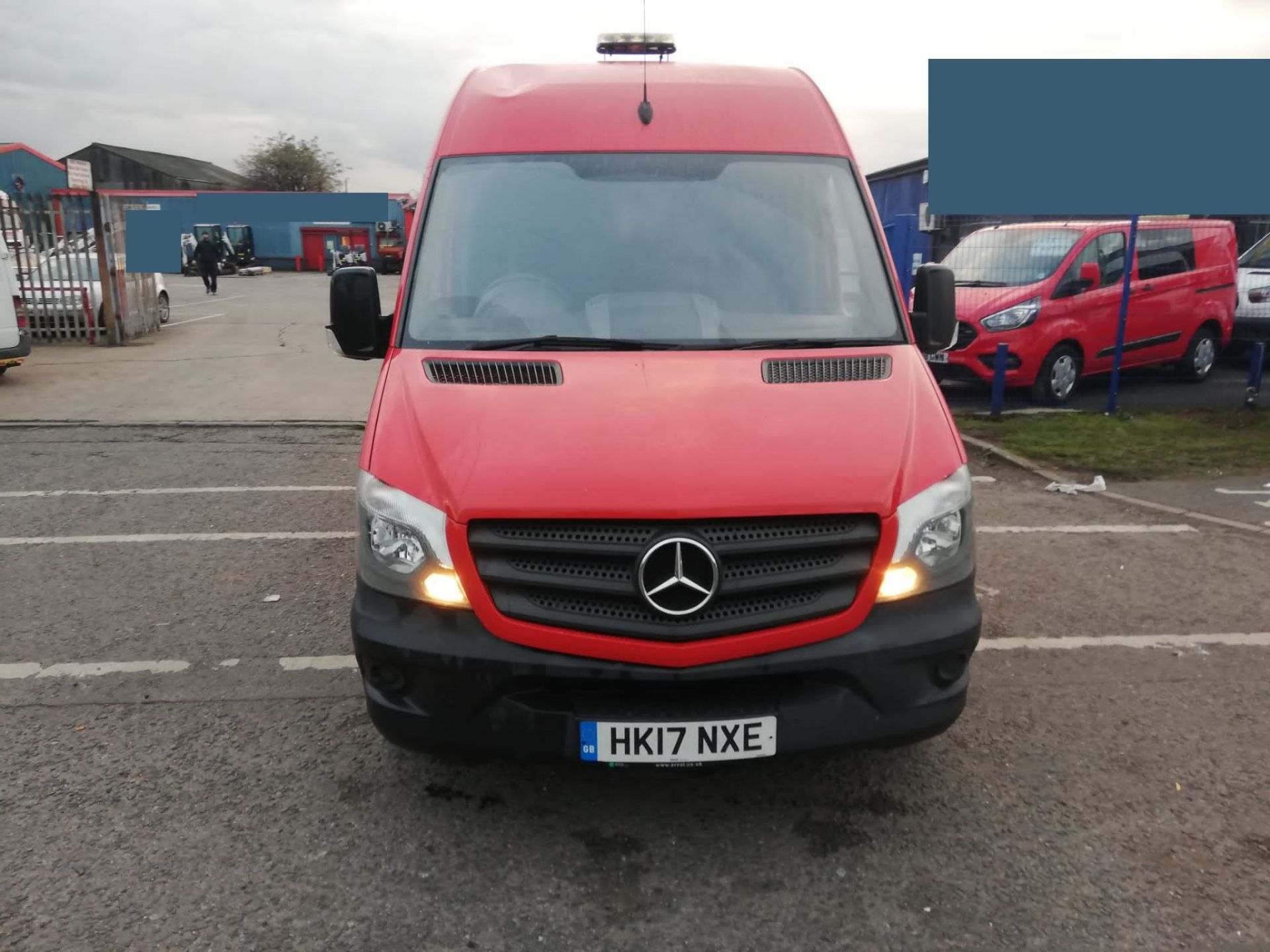 2017 MERCEDES-BENZ SPRINTER 314CDI RED MWB VAN 93,000 MILES *PLUS VAT* - Image 2 of 9