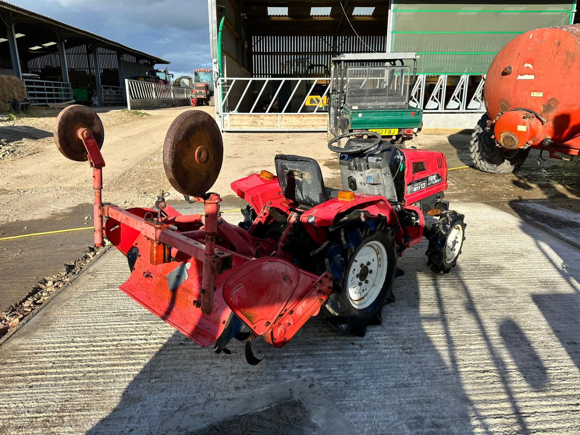 Mitsubishi MTX13 4WD Compact Tractor With Mitsubishi P1105s Rotavator/Tiller *PLUS VAT* - Image 7 of 17