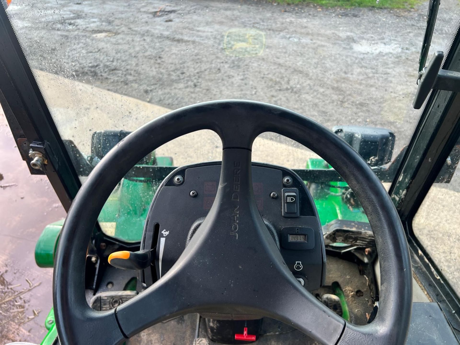 2014 John Deere 1565 4WD Outfront Mower With Major MJ21-160JD Flail Deck *PLUS VAT* - Image 11 of 25