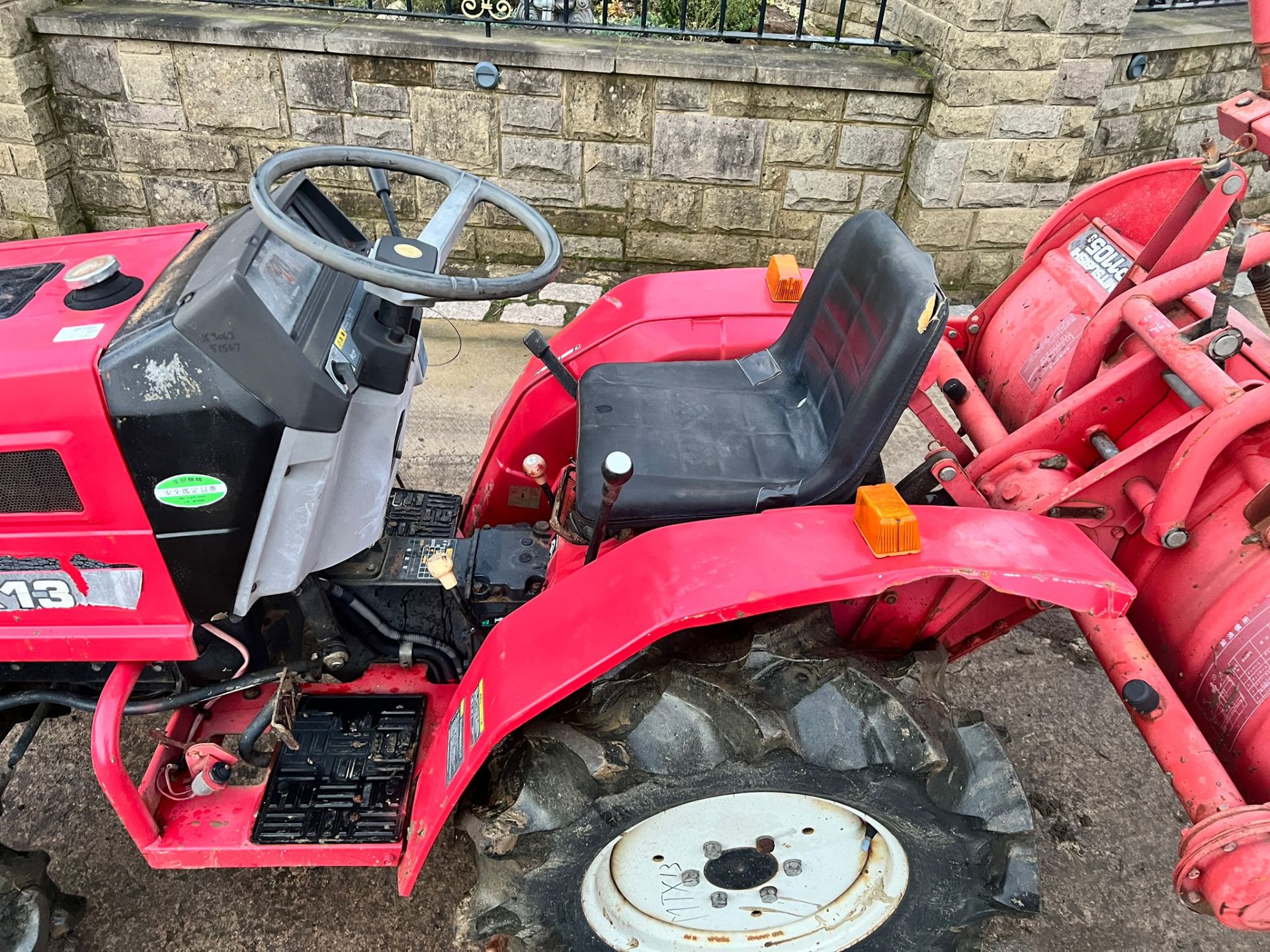 Mitsubishi MTX13 4WD Compact Tractor With Mitsubishi P1105s Rotavator/Tiller *PLUS VAT* - Image 9 of 13