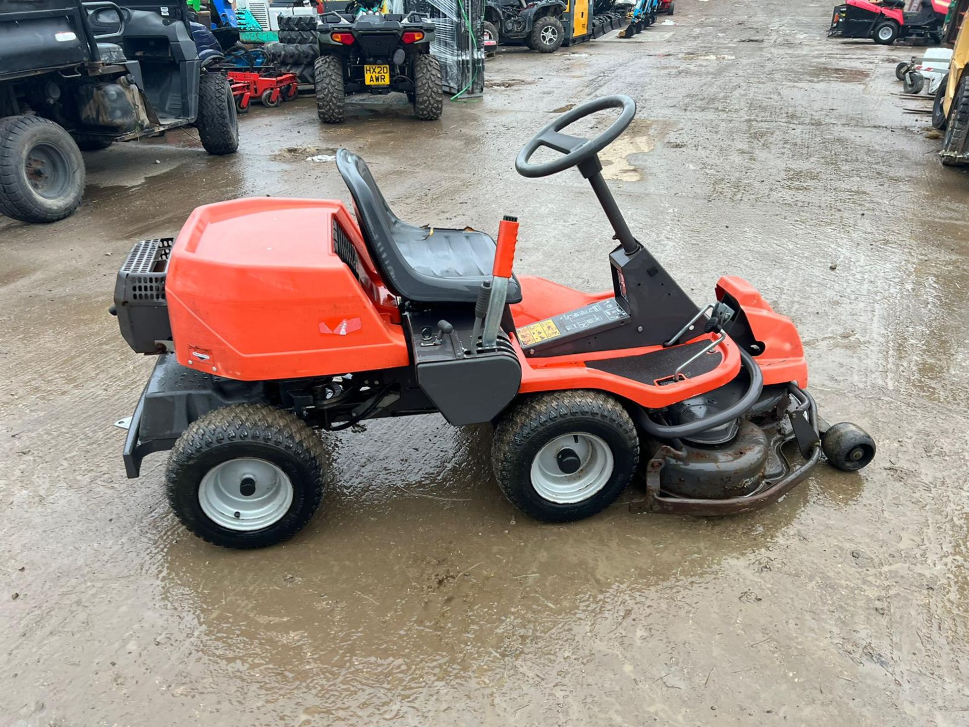 HUSQVARNA OUT FRONT RIDE ON MOWER *PLUS VAT* - Image 4 of 7