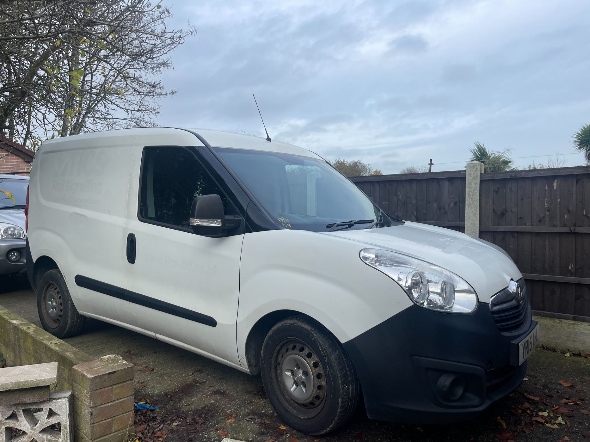 2015 VAUXHALL COMBO 2000 L1H1 CDTI SS E-FLEX WHITE PANEL VAN *NO VAT*