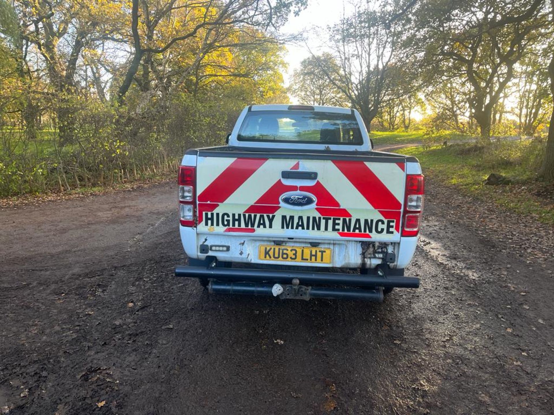 2013/63 FORD RANGER XL 4X4 TDCI WHITE PICK UP - 62,000 MILES *PLUS VAT* - Image 9 of 10