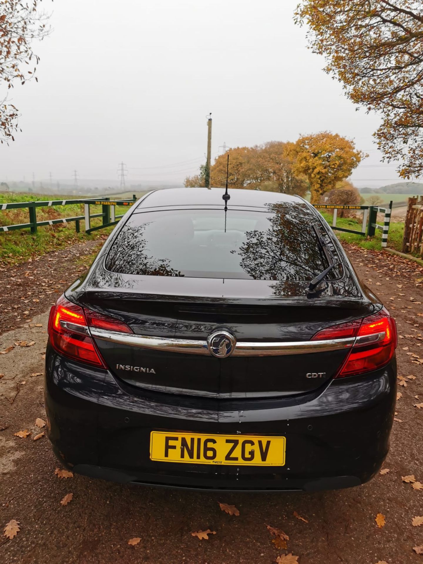 2016 VAUXHALL INSIGNIA SRI CDTI S/S BLACK HATCHBACK *NO VAT* - Image 5 of 22