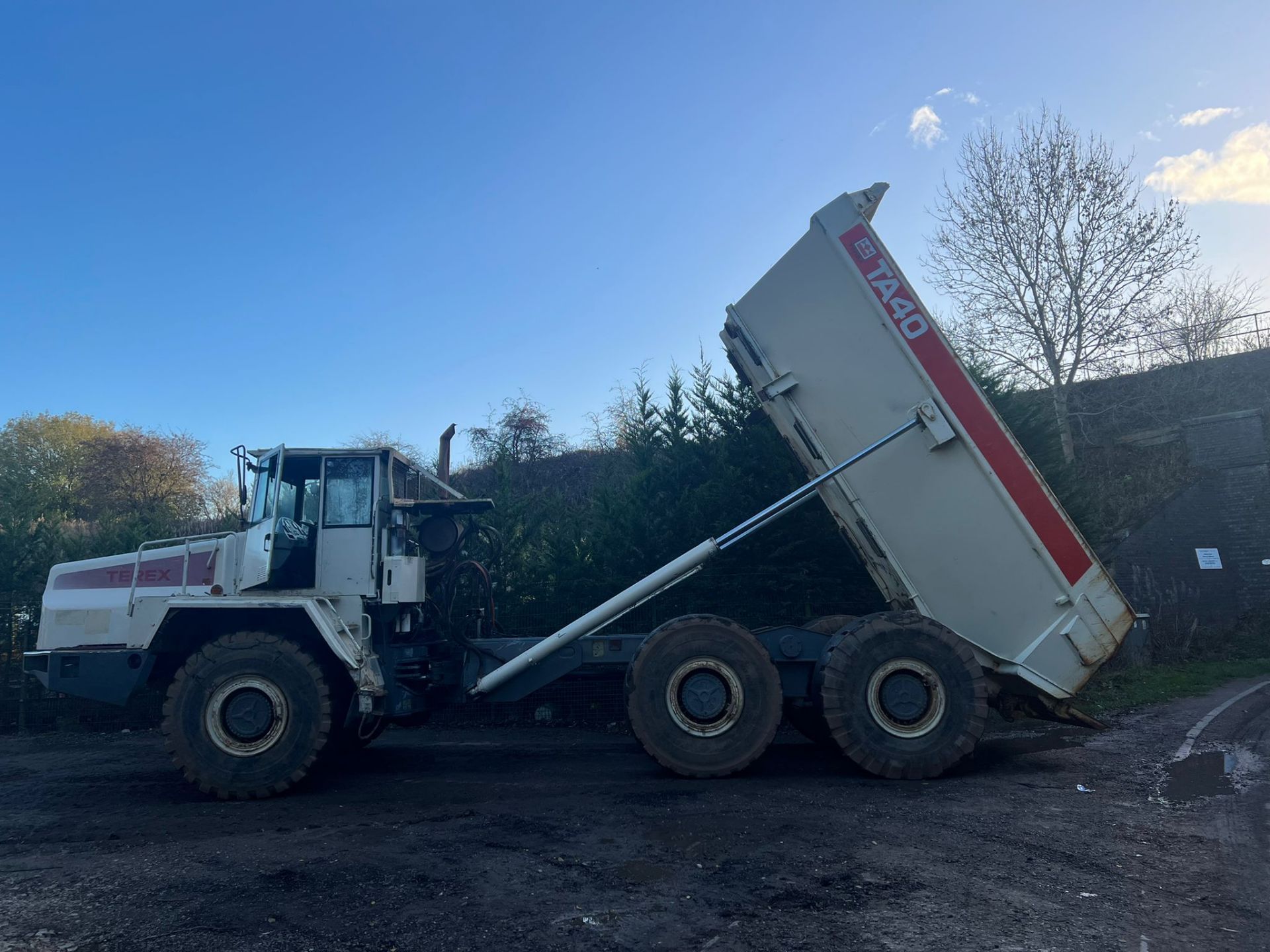 TEREX TA40 DUMP TRUCK, MODEL TA 40 *PLUS VAT* - Image 3 of 15