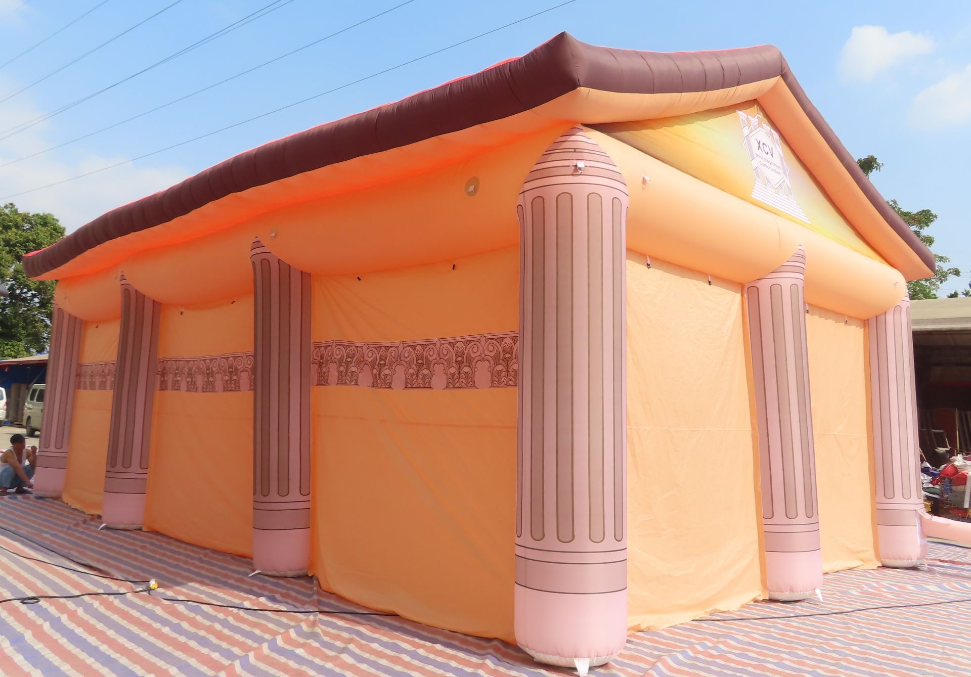 ONE REMAINING! BRAND NEW AND UNUSED ROMAN TEMPLE PARTY TENT - FOR EVENTS - WEDDINGS, BIRTHDAYS - Image 2 of 6