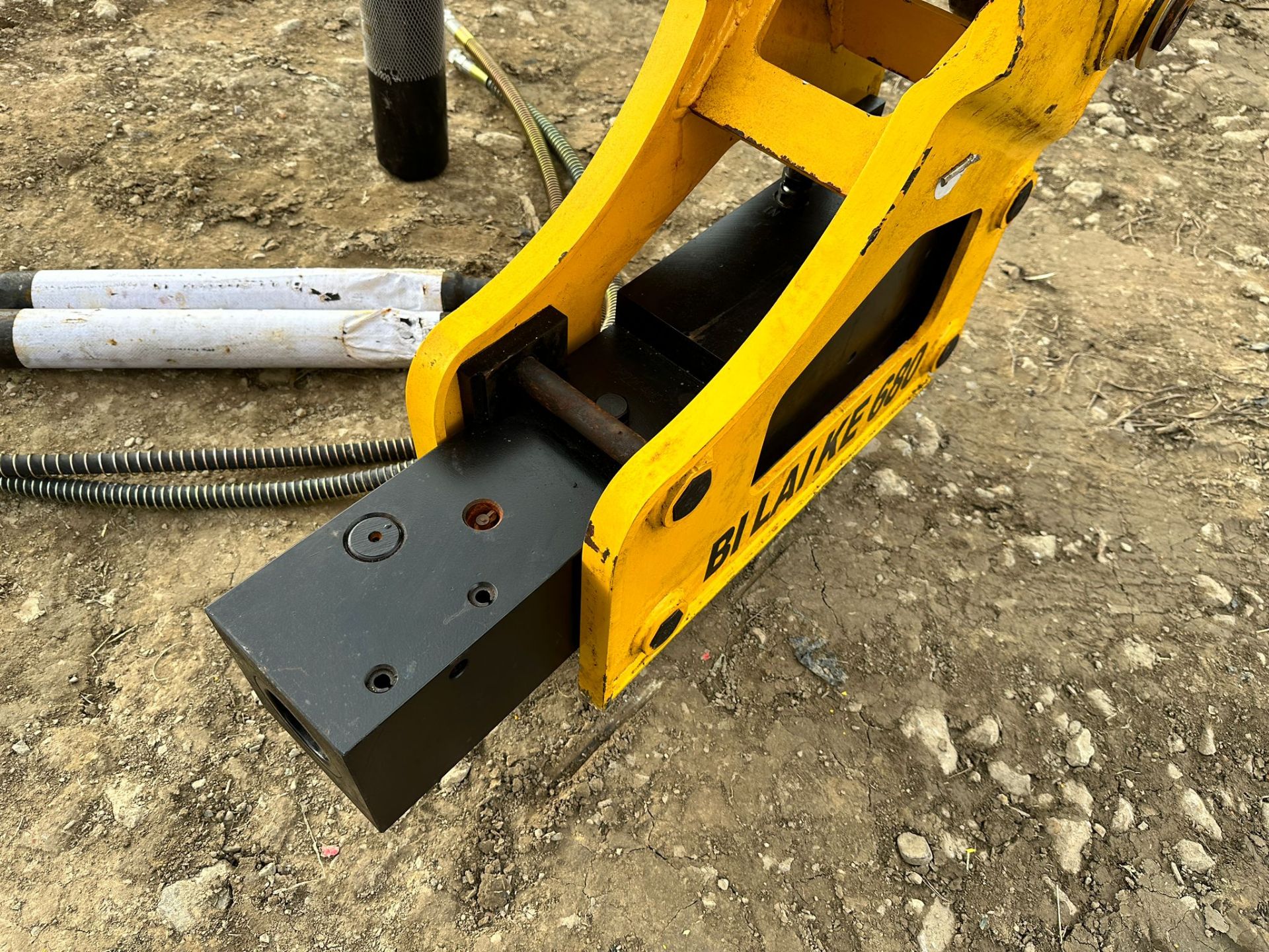 New And Unused Bilaike 680 Hydrualic Rock Breaker 45mm Pins,Suitable For 5-8 Ton Excavator*PLUS VAT* - Image 3 of 8