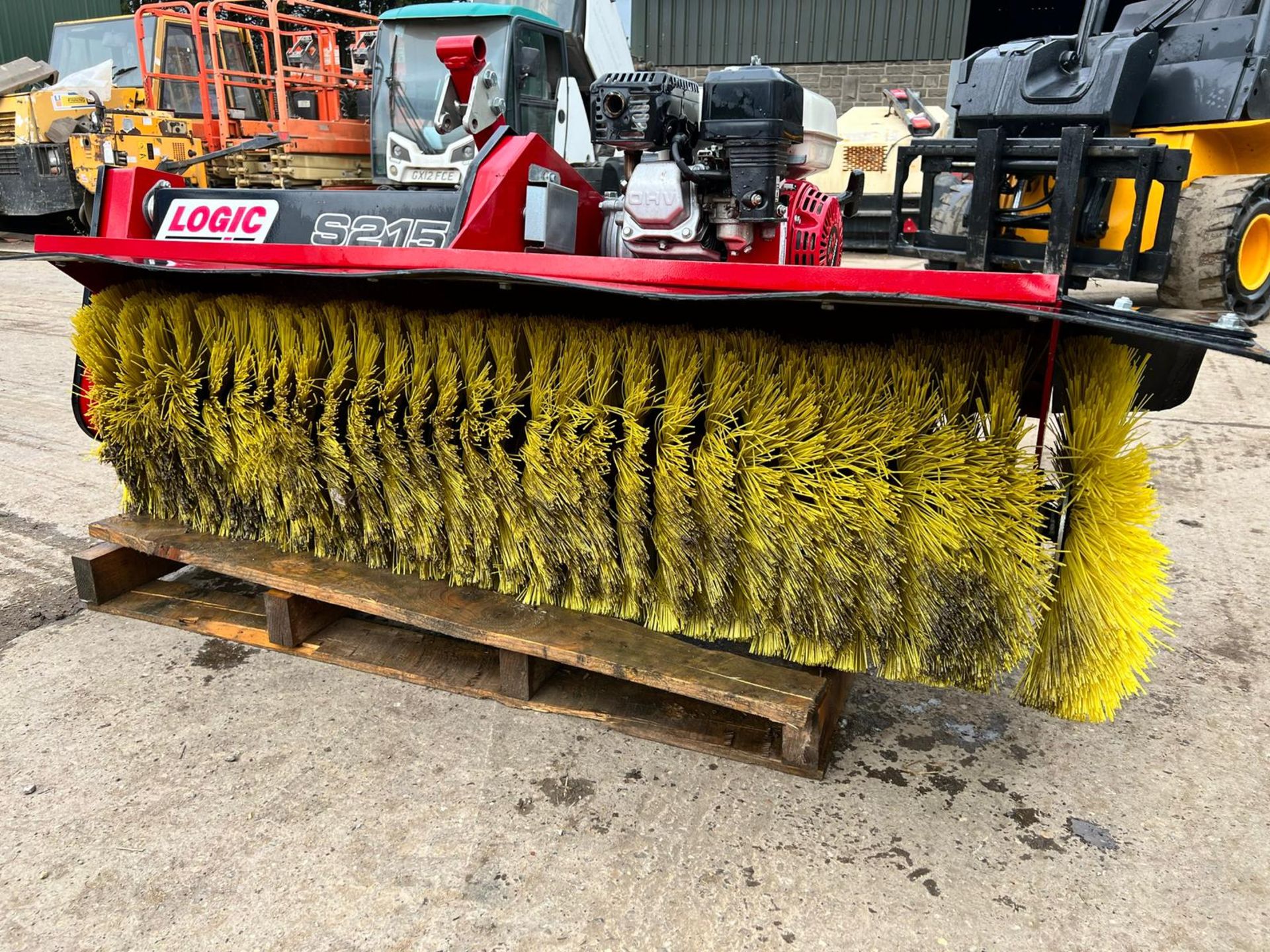 Logic S215H Sweeper Brush *PLUS VAT* - Image 8 of 8