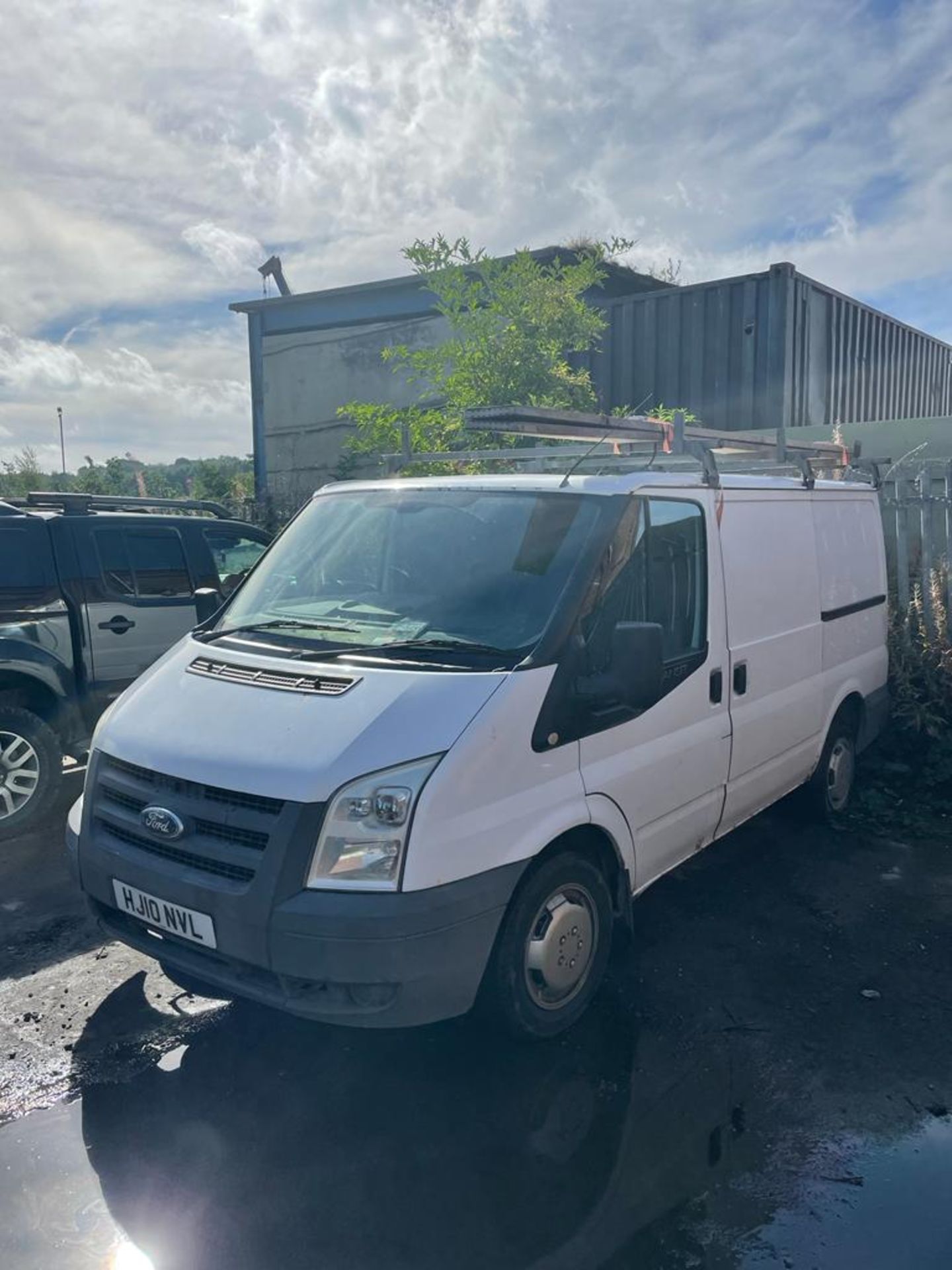 2010 FORD TRANSIT 85 T260M FWD WHITE PANEL VAN *PLUS VAT* - Image 2 of 5