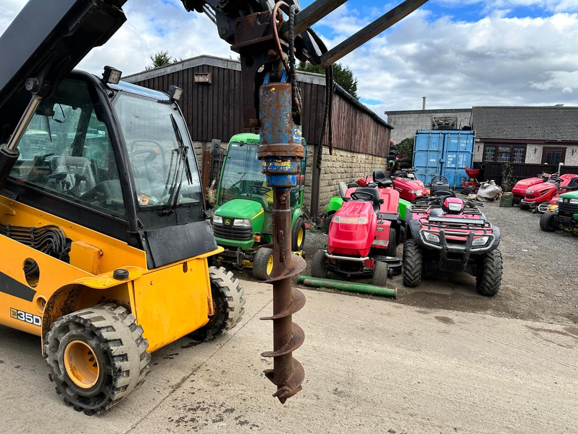 Auger Torgue 3500 Earth Drill Posthole Borer With Auger - Hydrualic Driven *PLUS VAT* - Image 7 of 11