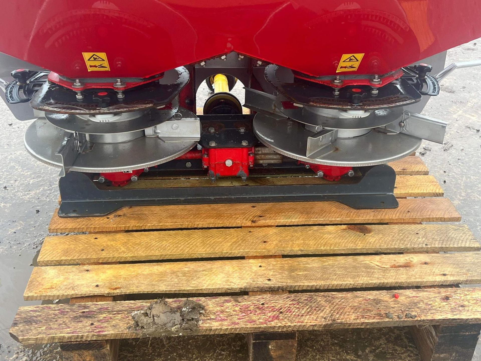 KVERNELAND/VICON ROTAFLOW RS-C FERTILISER SPREADER/SALT SPREADER *PLUS VAT* - Image 10 of 15