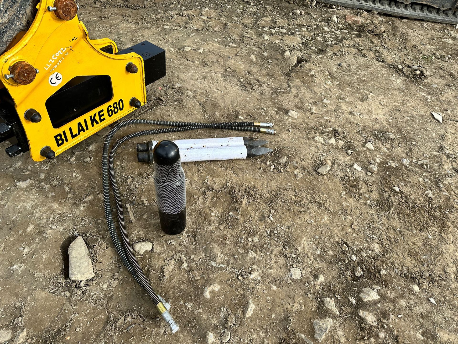 New And Unused Bilaike 680 Hydrualic Rock Breaker 45mm Pins,Suitable For 5-8 Ton Excavator*PLUS VAT* - Image 2 of 8