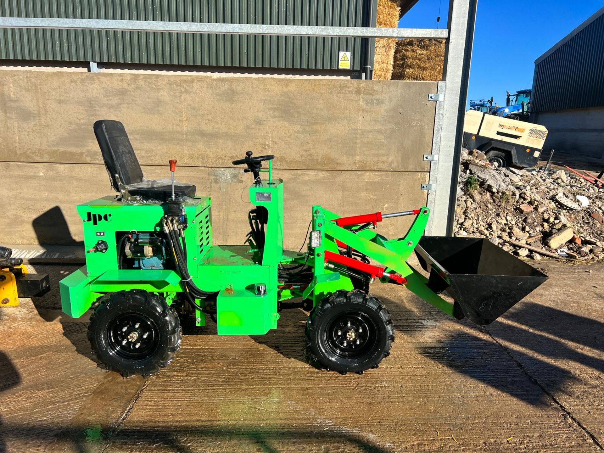 New And Unused JPC ME18 4WD Diesel Wheeled Loader With Front Bucket *PLUS VAT* - Image 2 of 12