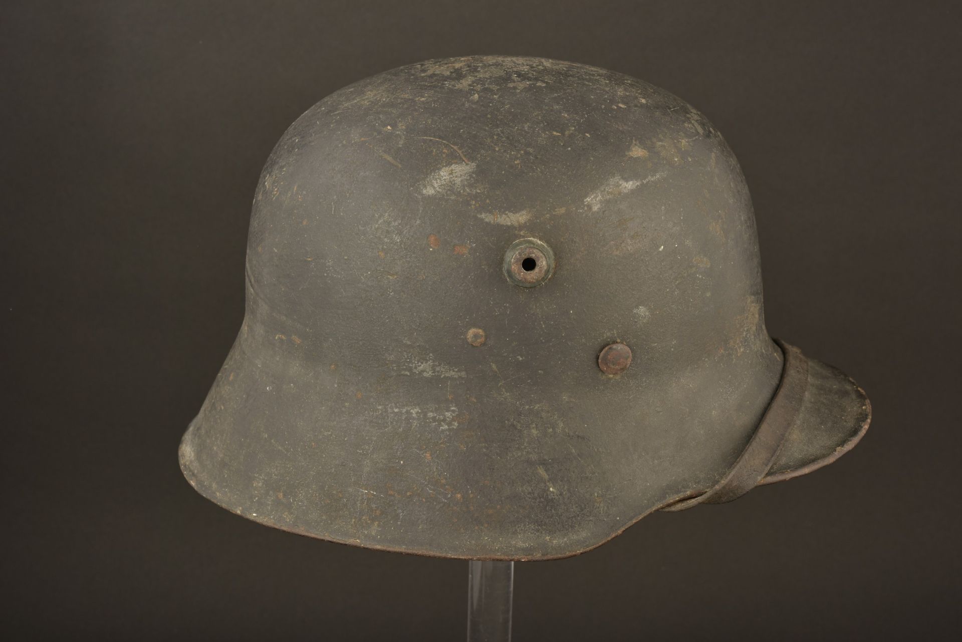 Casque WWI reconditionne. Refurbished WWI helmet. - Image 8 of 9