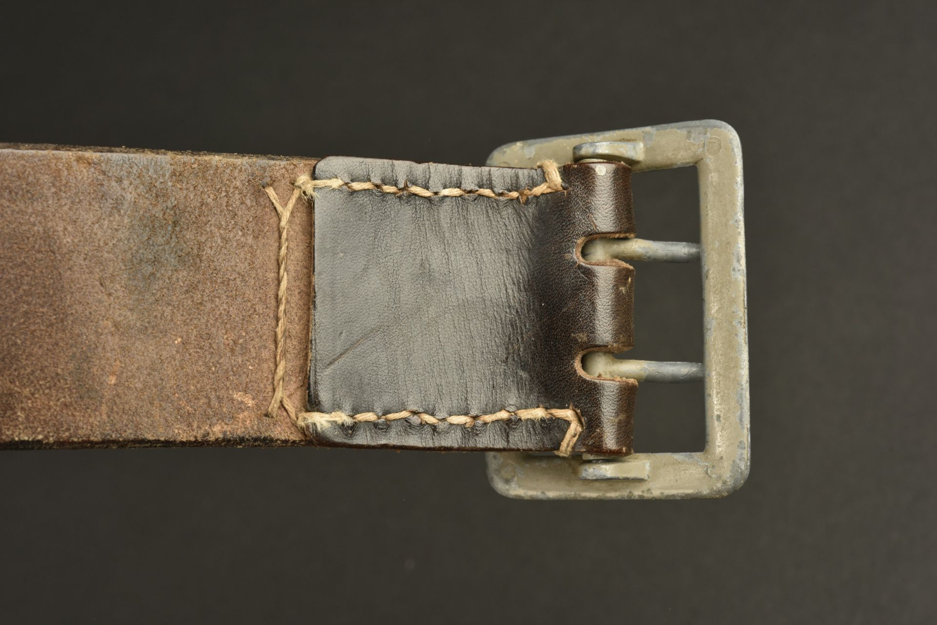 Ceinturon officier allemand. German Officer Belt.  - Image 2 of 3