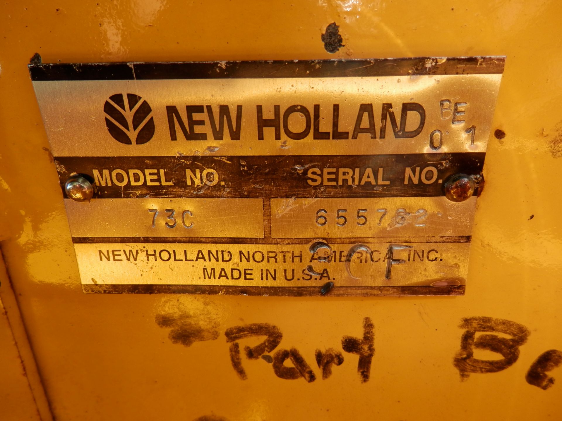 NEW HOLLAND 73C 30' GRAIN PLATFORM - Image 19 of 20